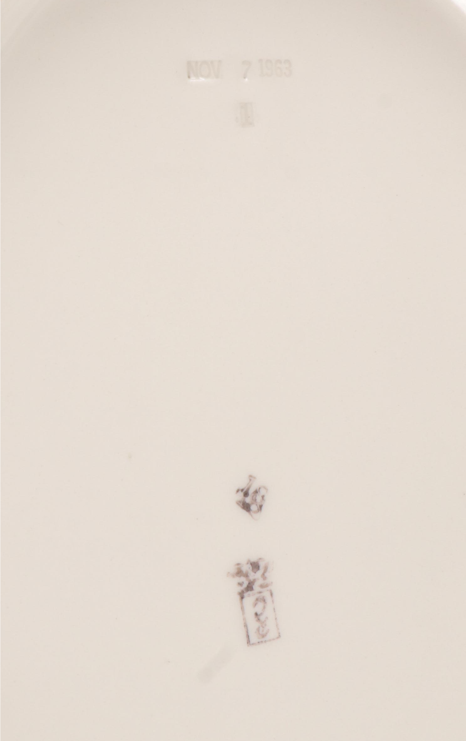 Red Cliff Pottery "Grape" Ironstone Soup Tureen on Platter, 1958-1978