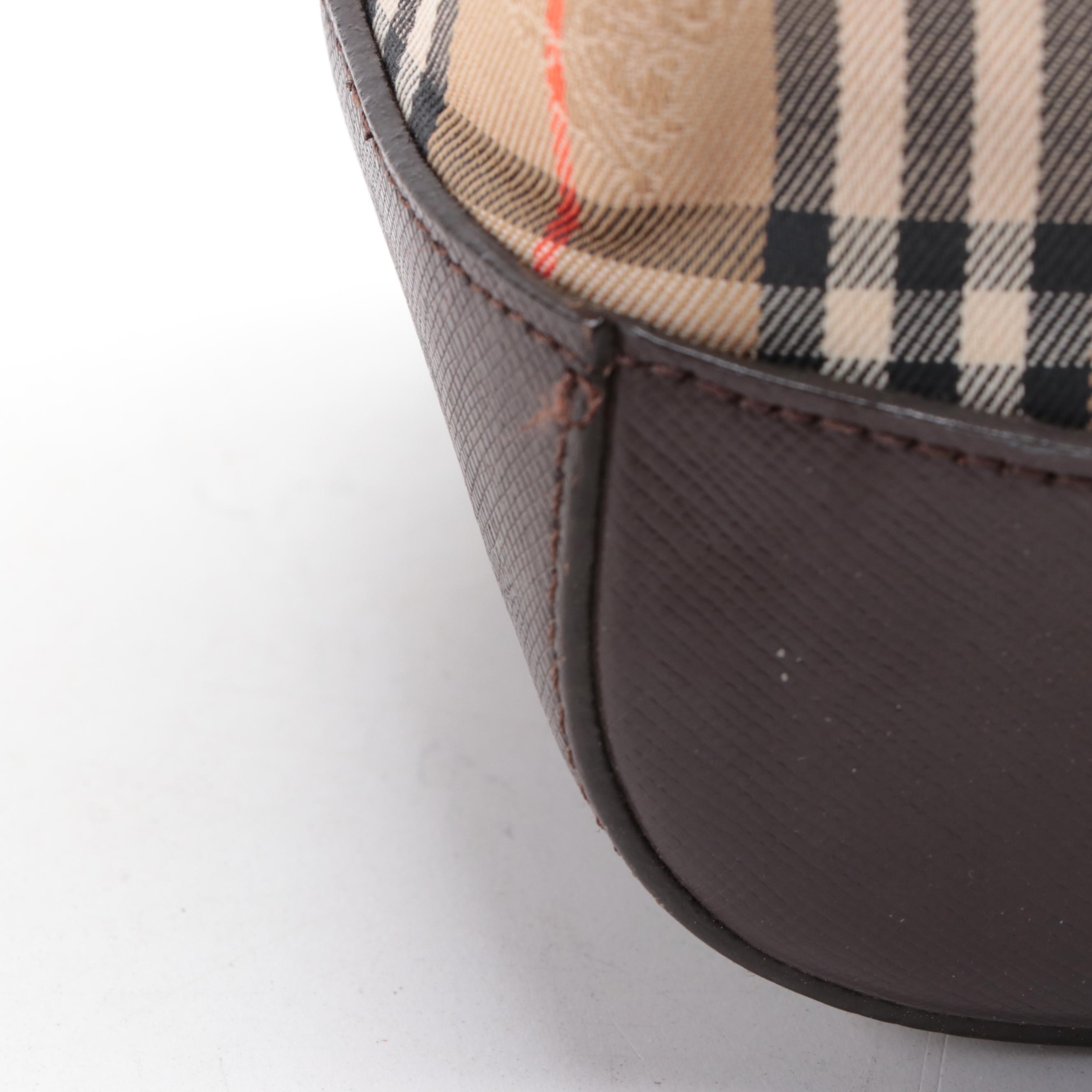 Burberry Tote in Haymarket Check and Cross Grain Textured Leather