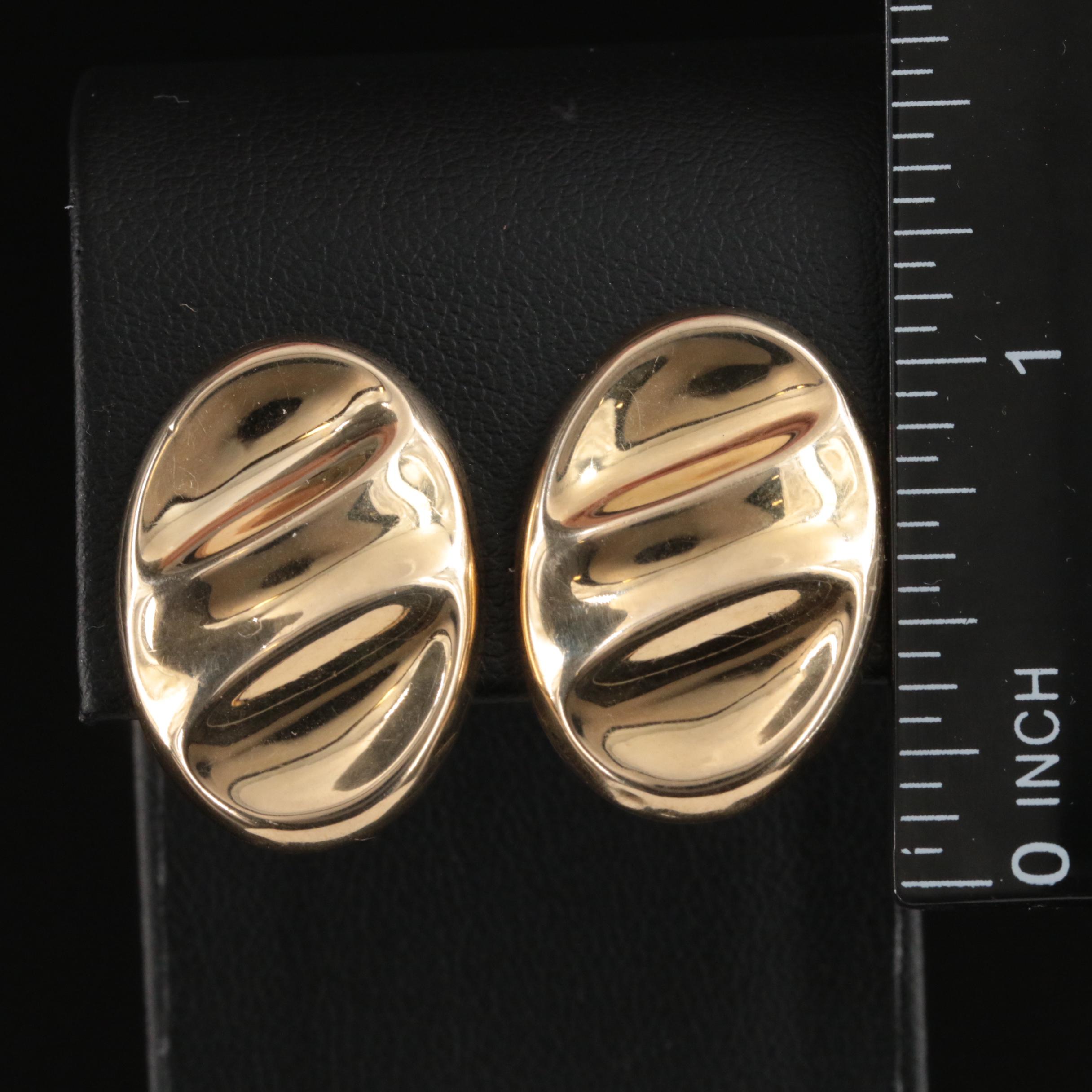 14K Oval Fluted Earrings