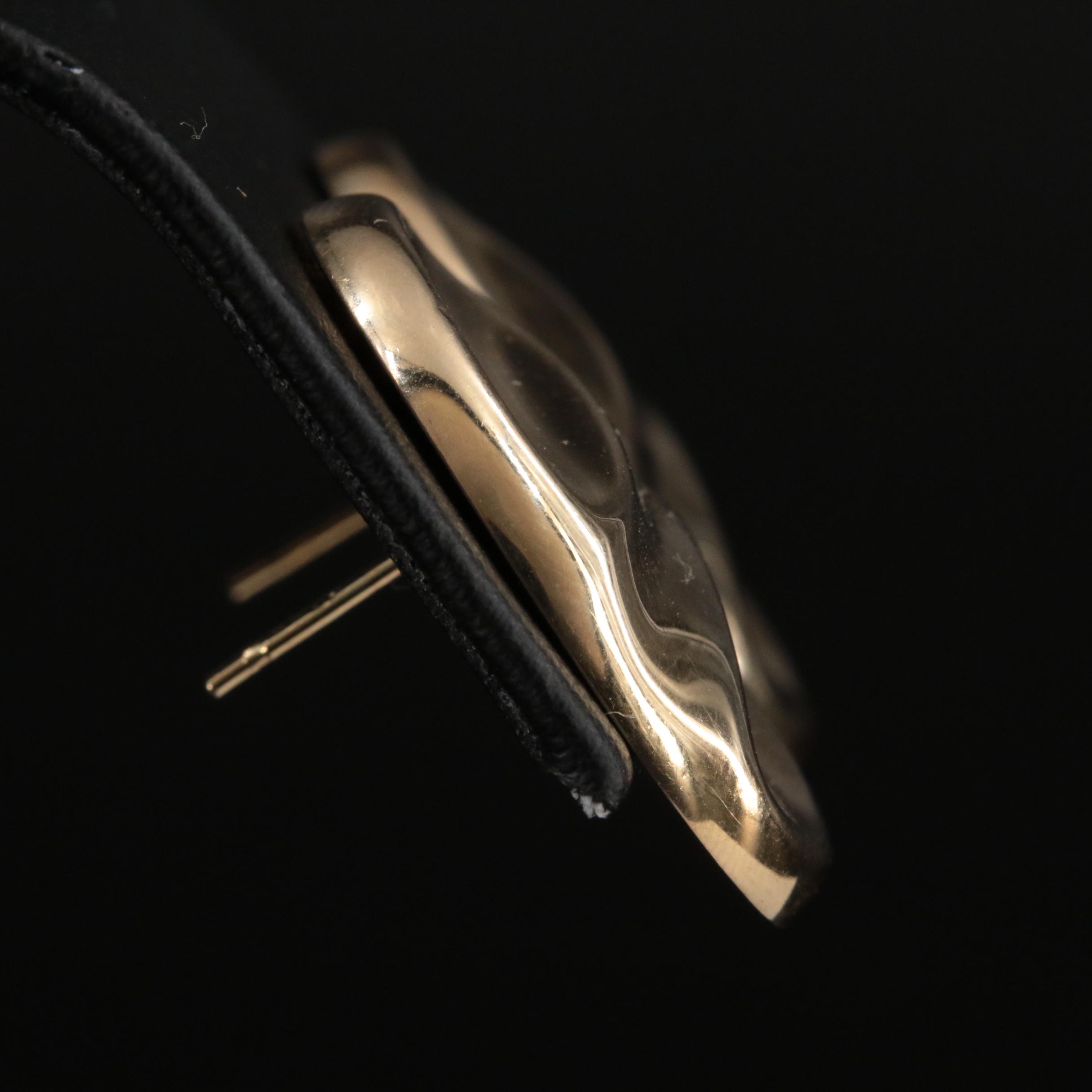 14K Oval Fluted Earrings