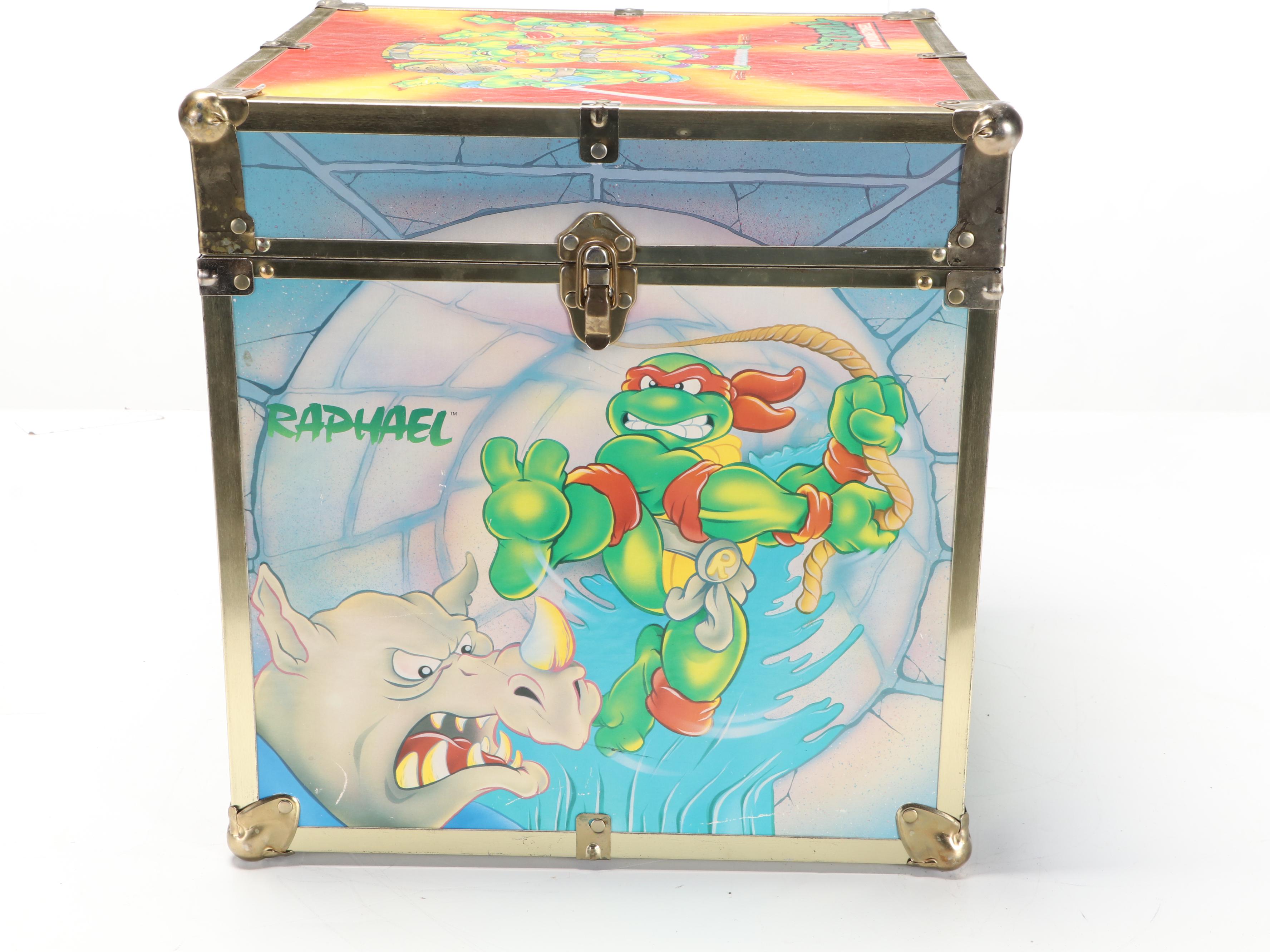Teenage Mutant Ninja Turtles Metal Bound Latching Toy Box