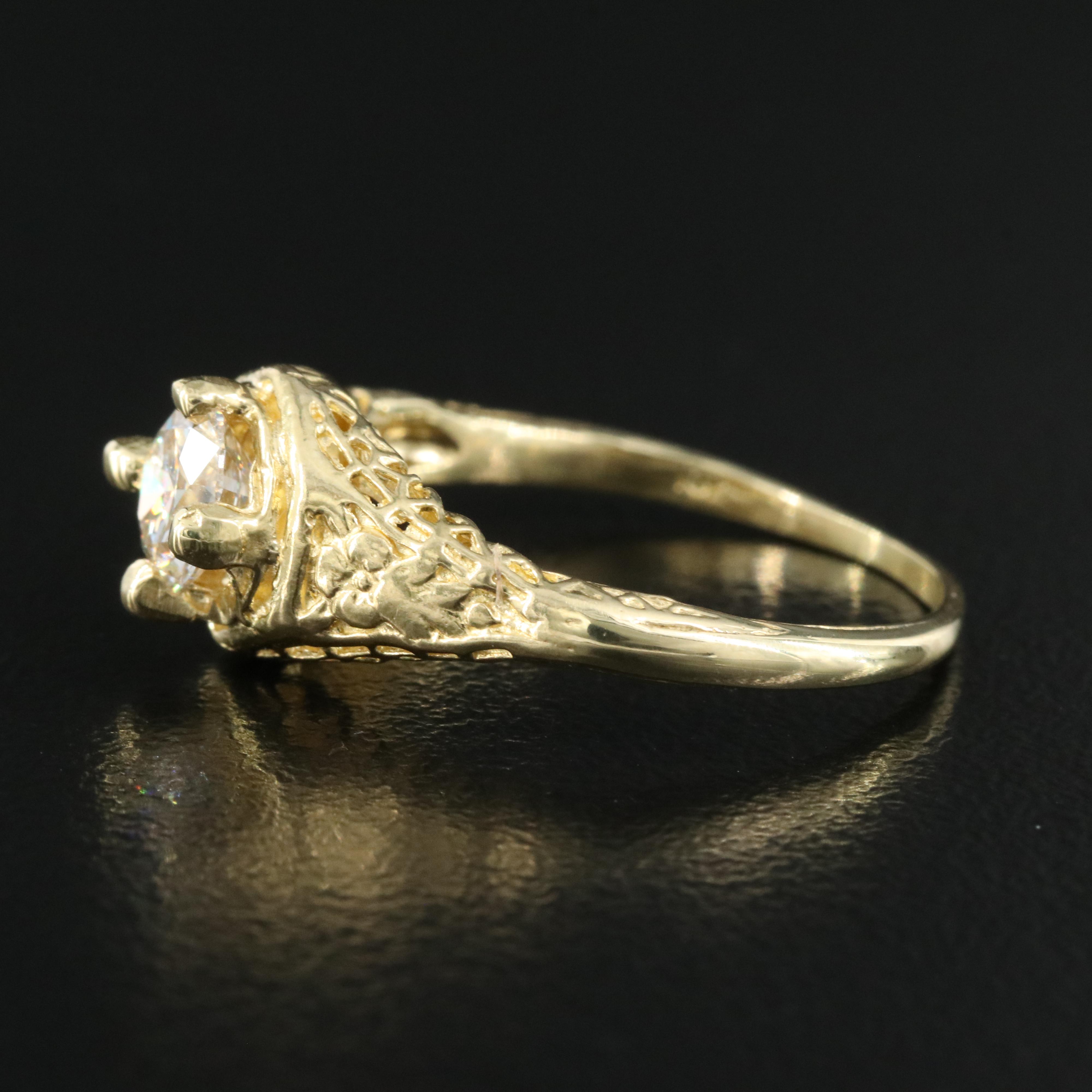 18K 0.70 CT Diamond Solitaire Ring