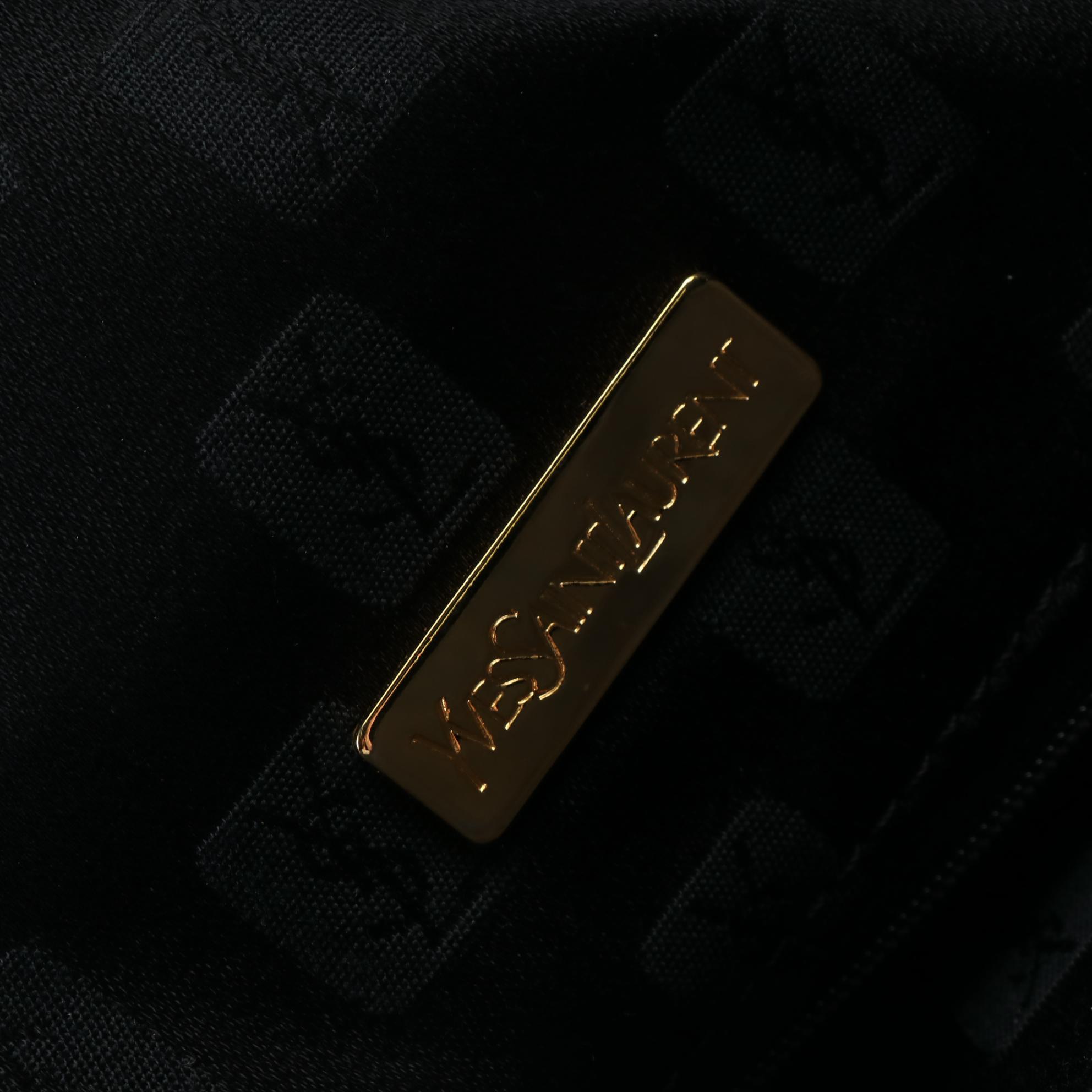 Yves Saint Laurent Shoulder Tote in Nylon and Leather