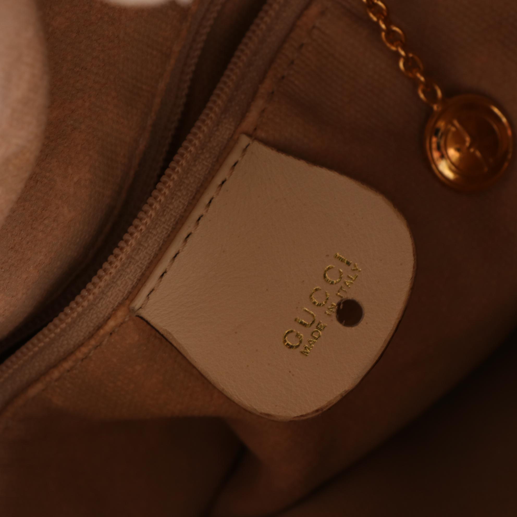 Gucci Bamboo Drawstring Bag in Leather with Detachable Shoulder Strap