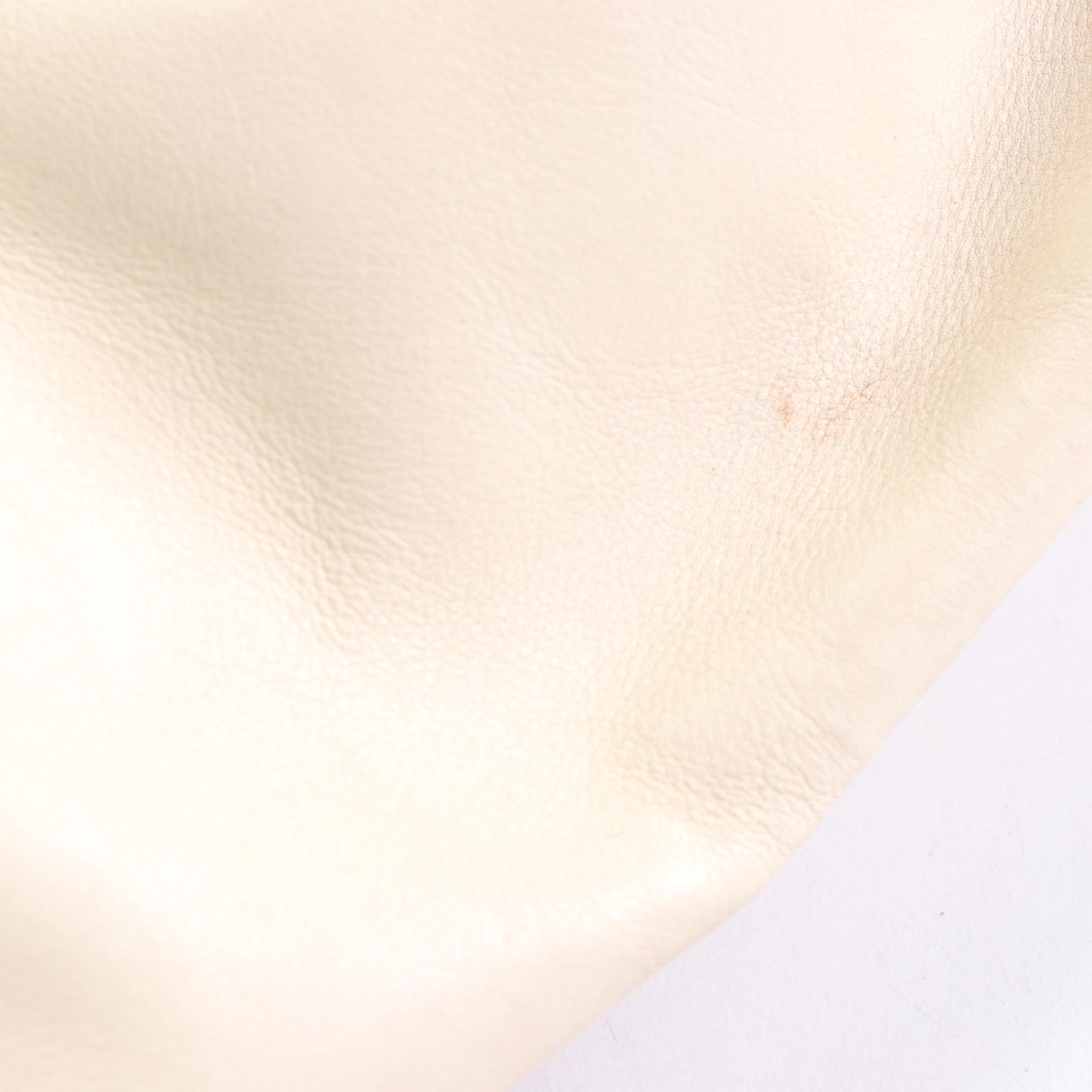 Gucci Bamboo Drawstring Bag in Leather with Detachable Shoulder Strap