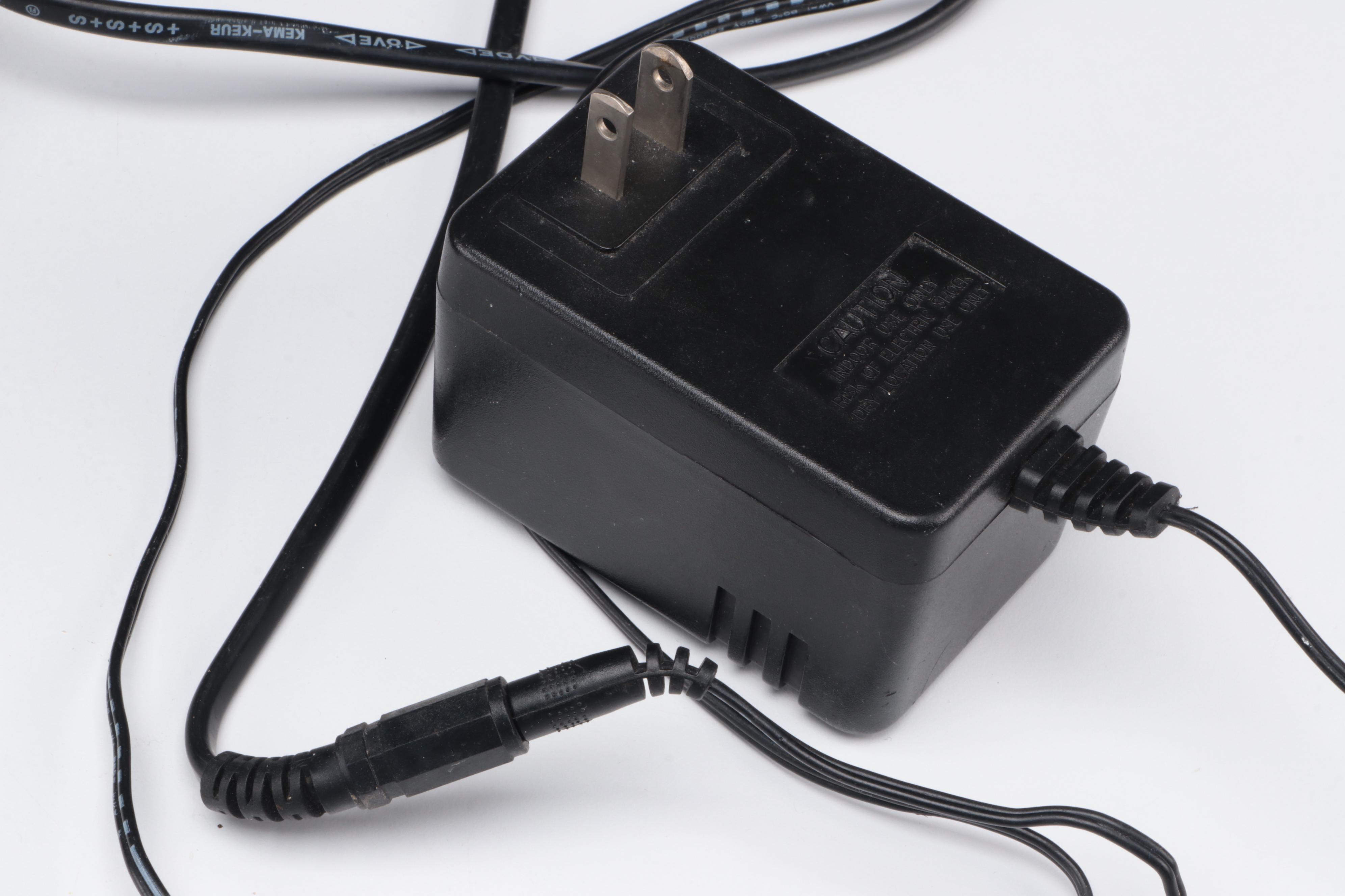 Himalayan Salt Rock and Mineral Fountain with Quartz Specimen