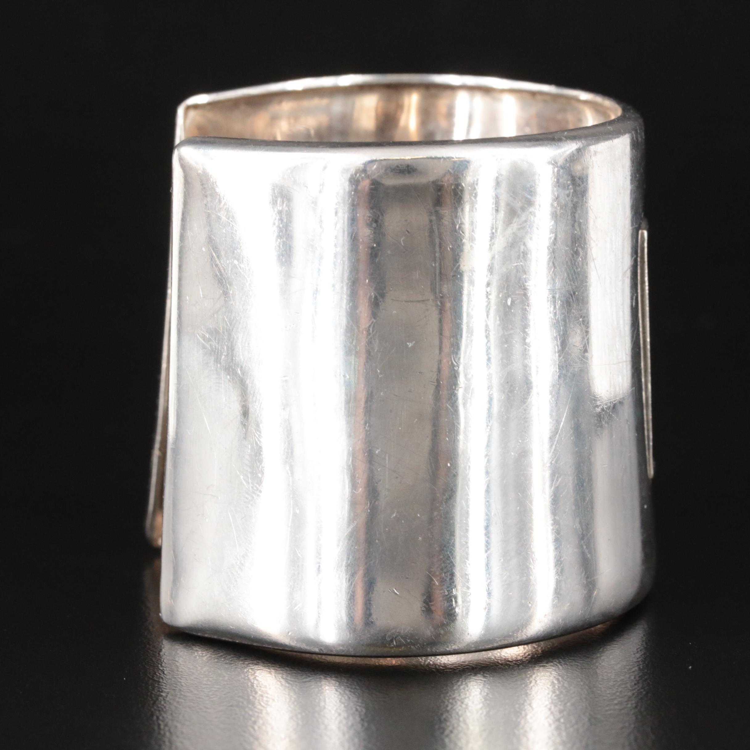 Museum of Modern Art Frank Lloyd Wright Foundation Sterling Cuff