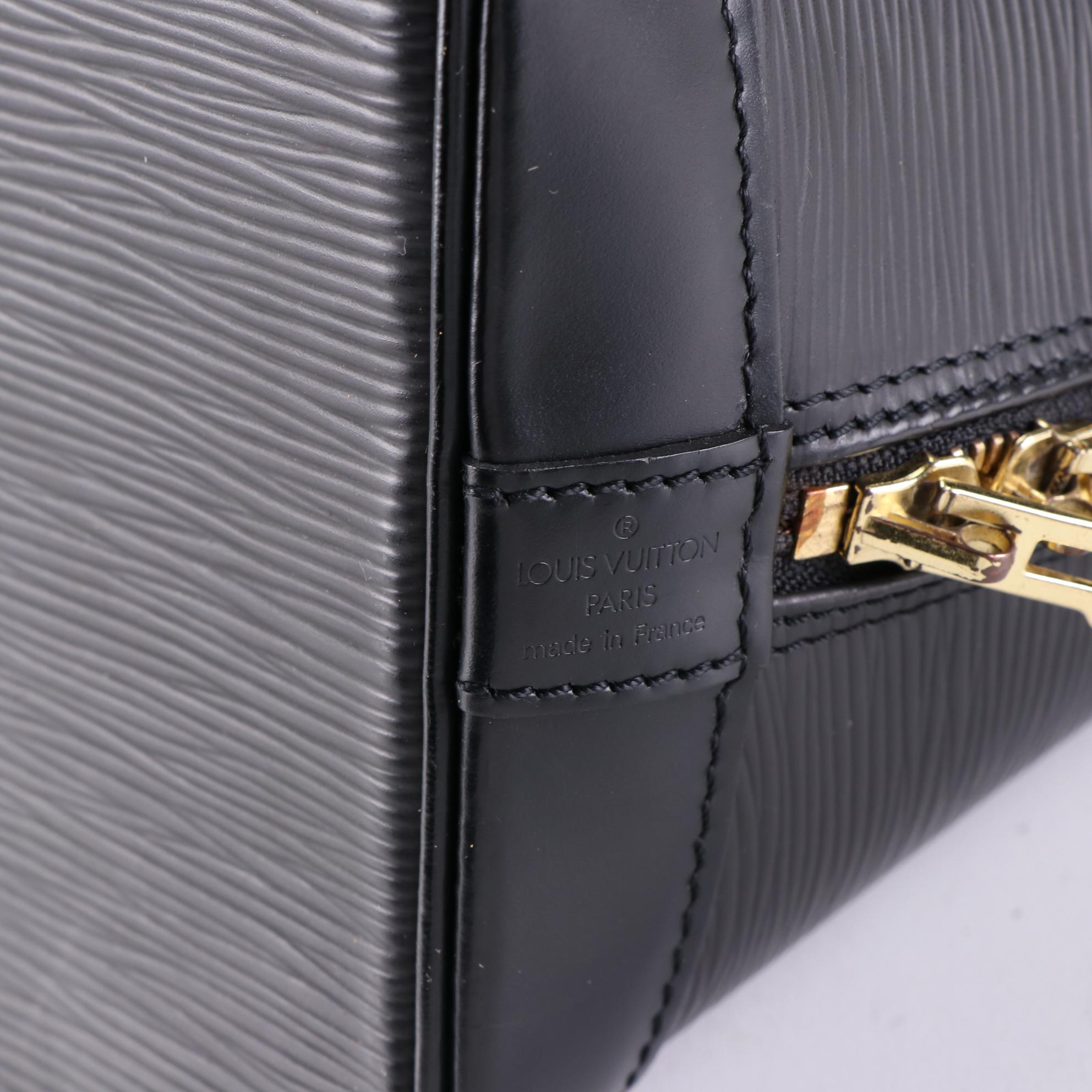 Louis Vuitton Alma PM in Black Epi Leather