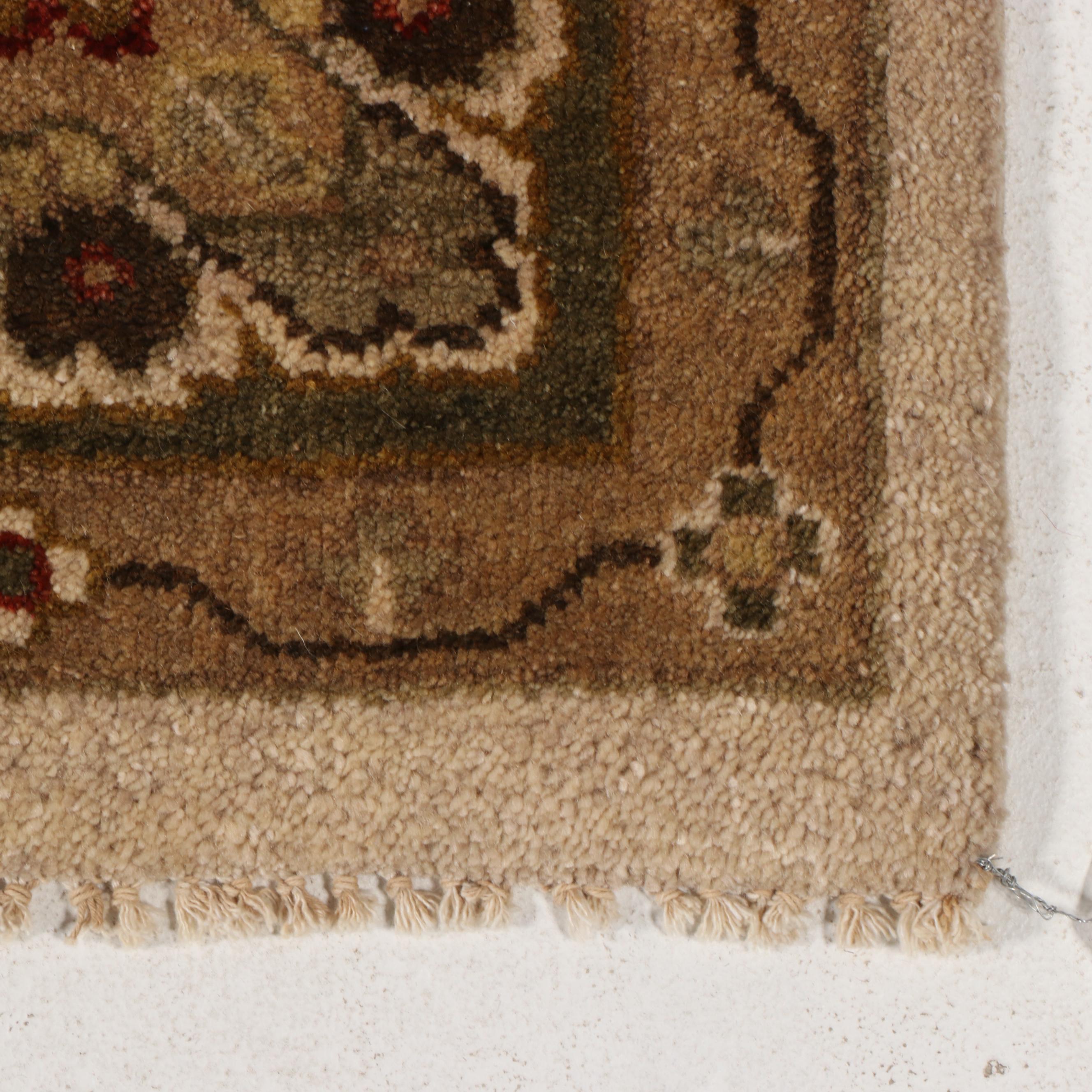 7'11 x 10' Hand-Knotted Indian Agra Area Rug