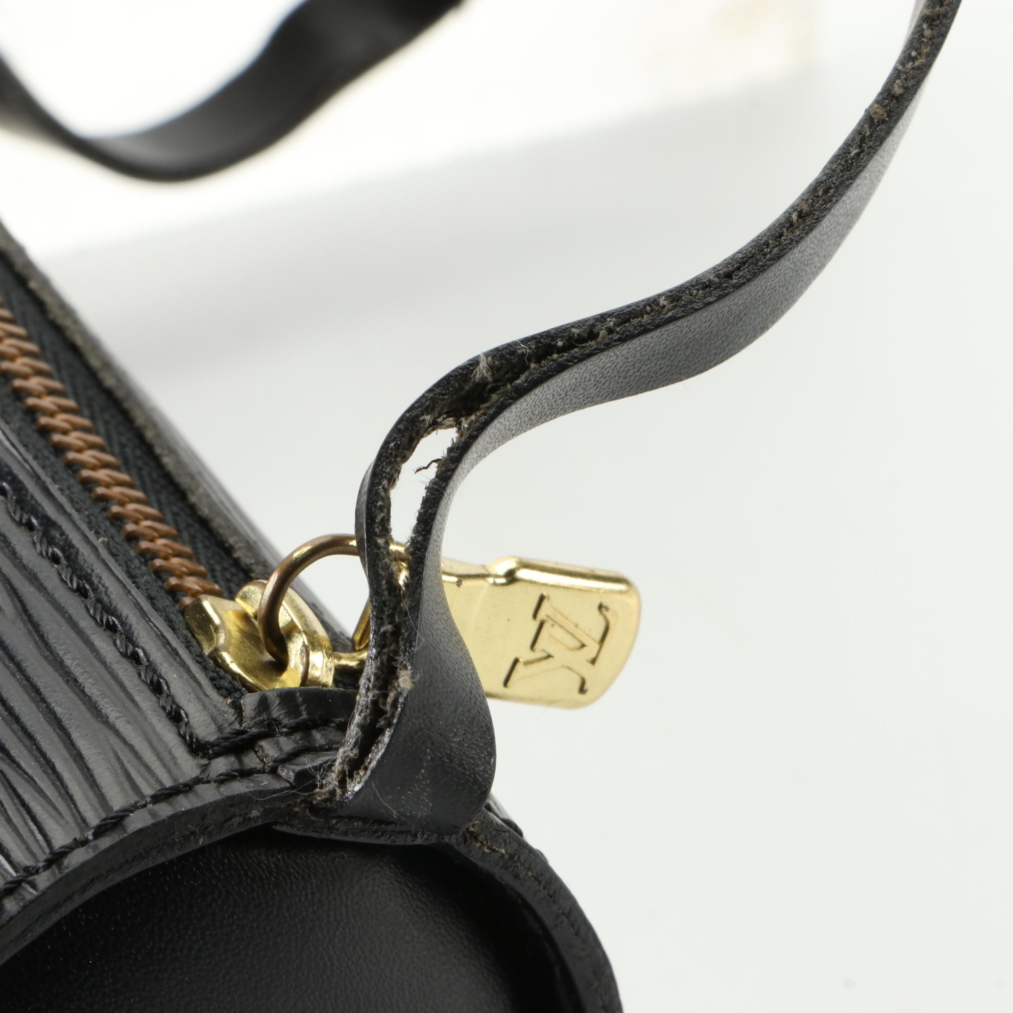 Louis Vuitton Soufflot Pochette in Black Epi Leather