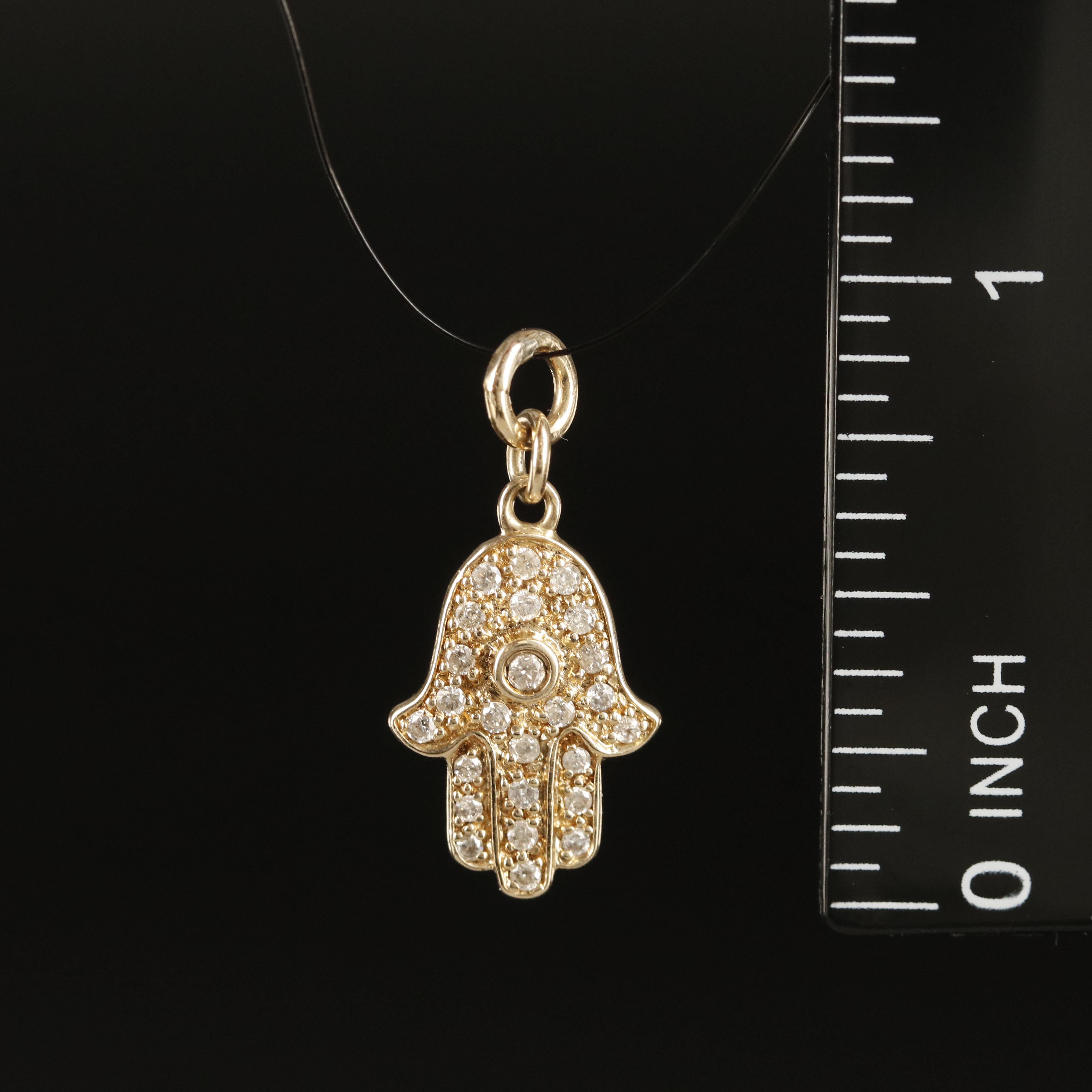 14K 0.21 CTW Diamond Hamsa Pendant