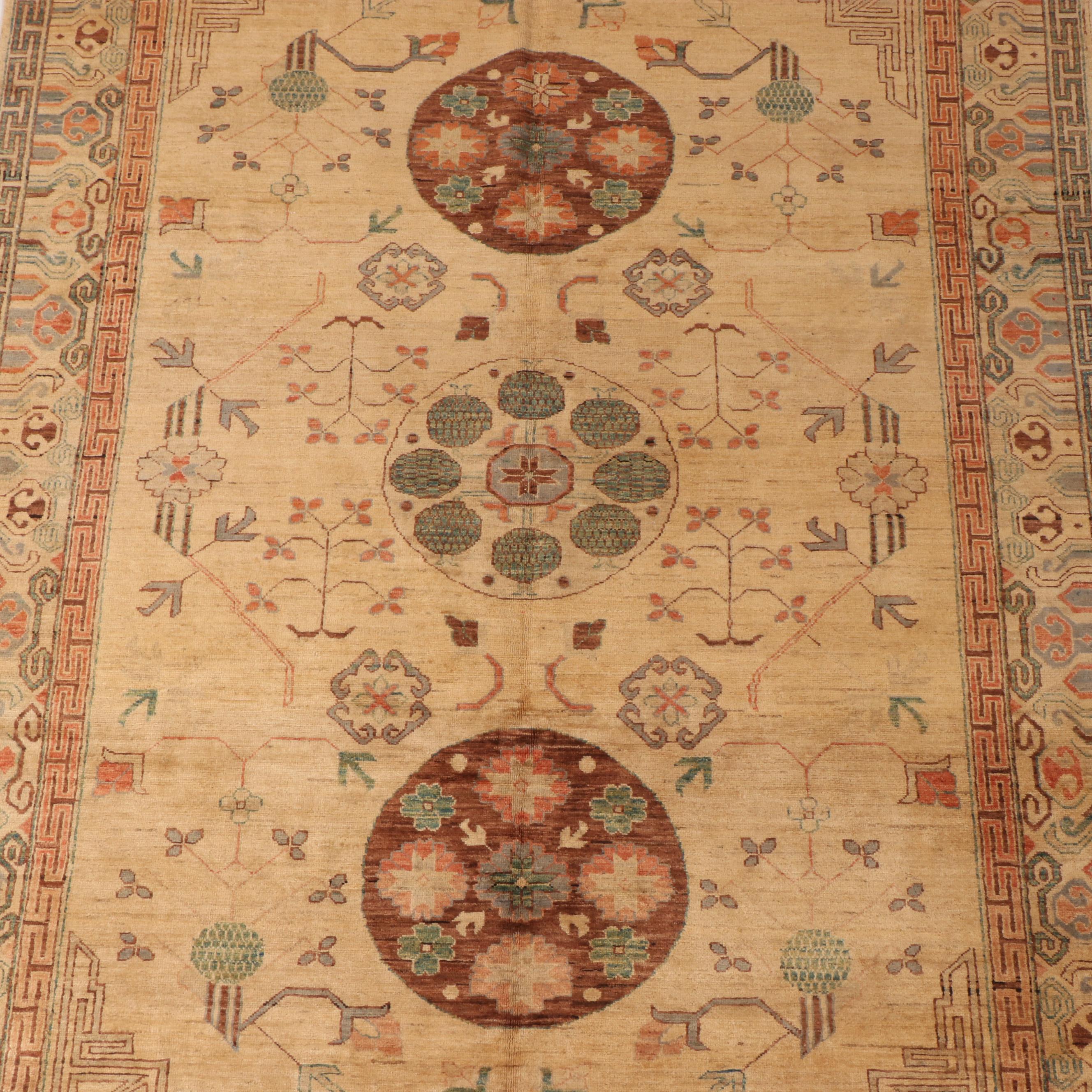 6'11 x 10' Hand-Knotted Pakistani Peshawar Area Rug