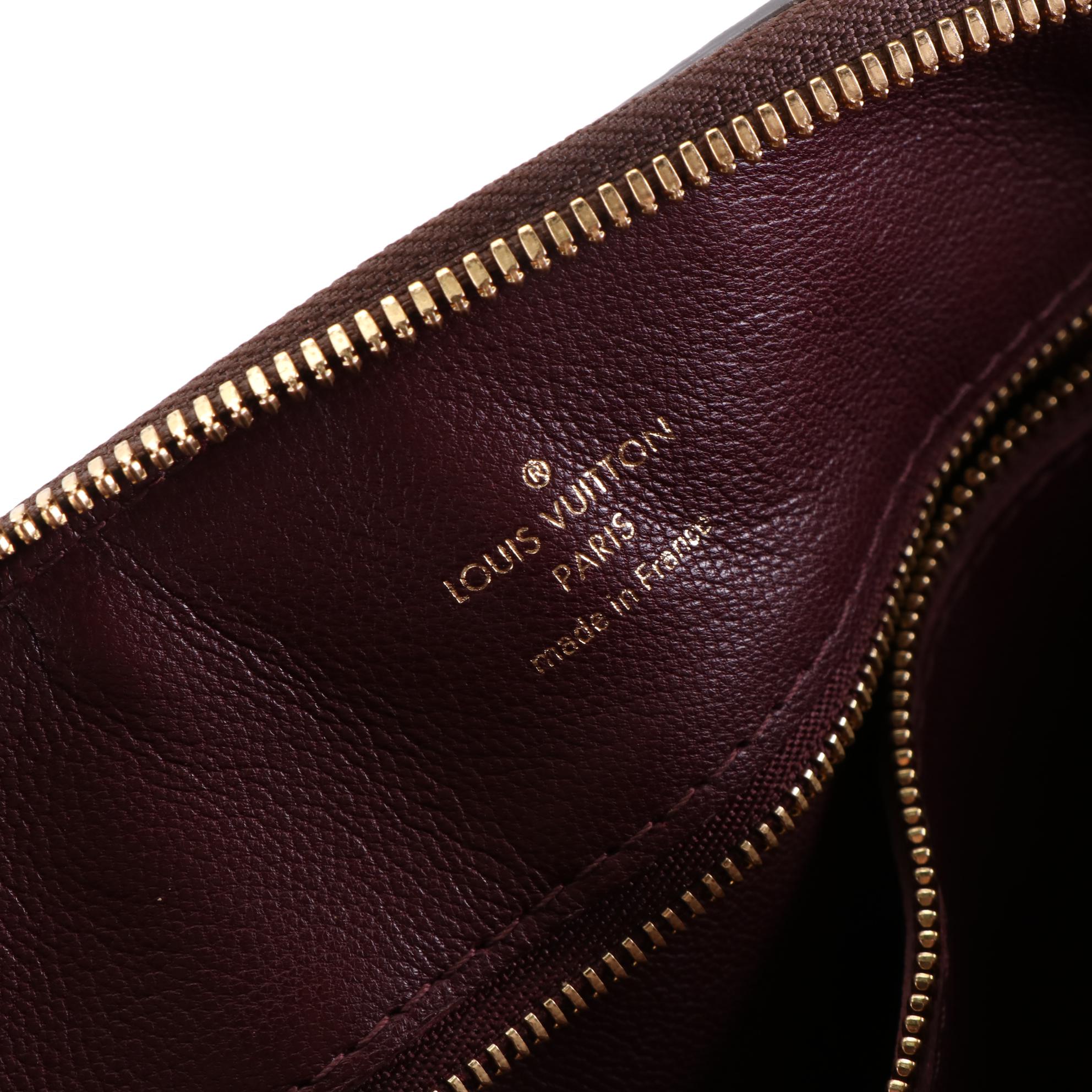 Louis Vuitton Sac Lockit MM in Monogram Canvas and Leather