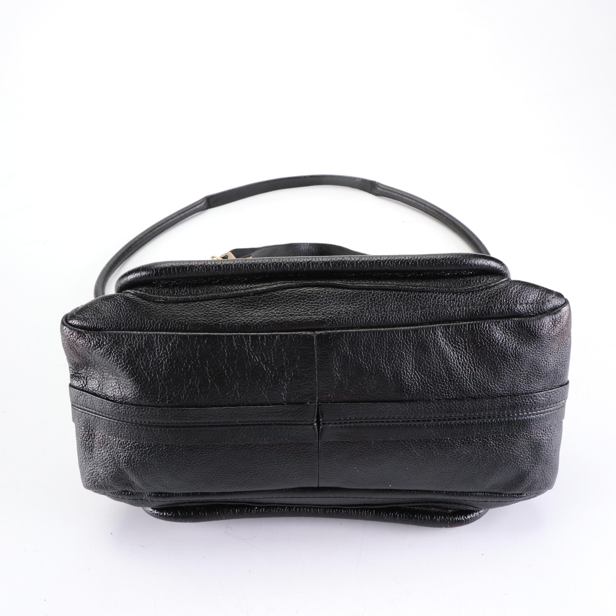 Chloé Medium Paraty Bag in Grain Leather