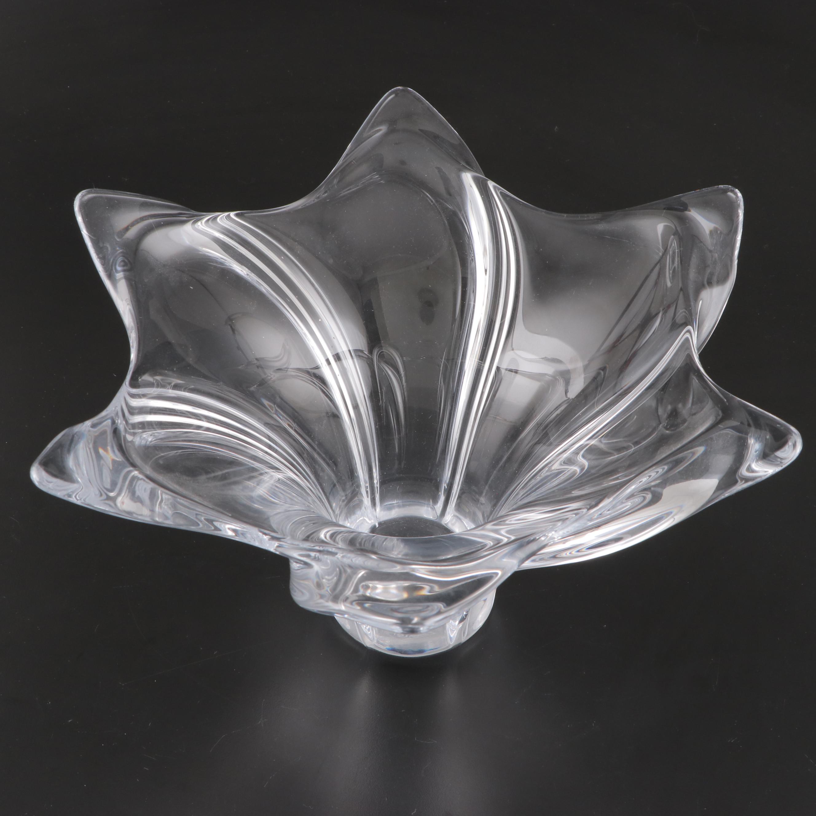Vannes le Châtel Clear French Crystal Bowl, Mid to Late 20th Century