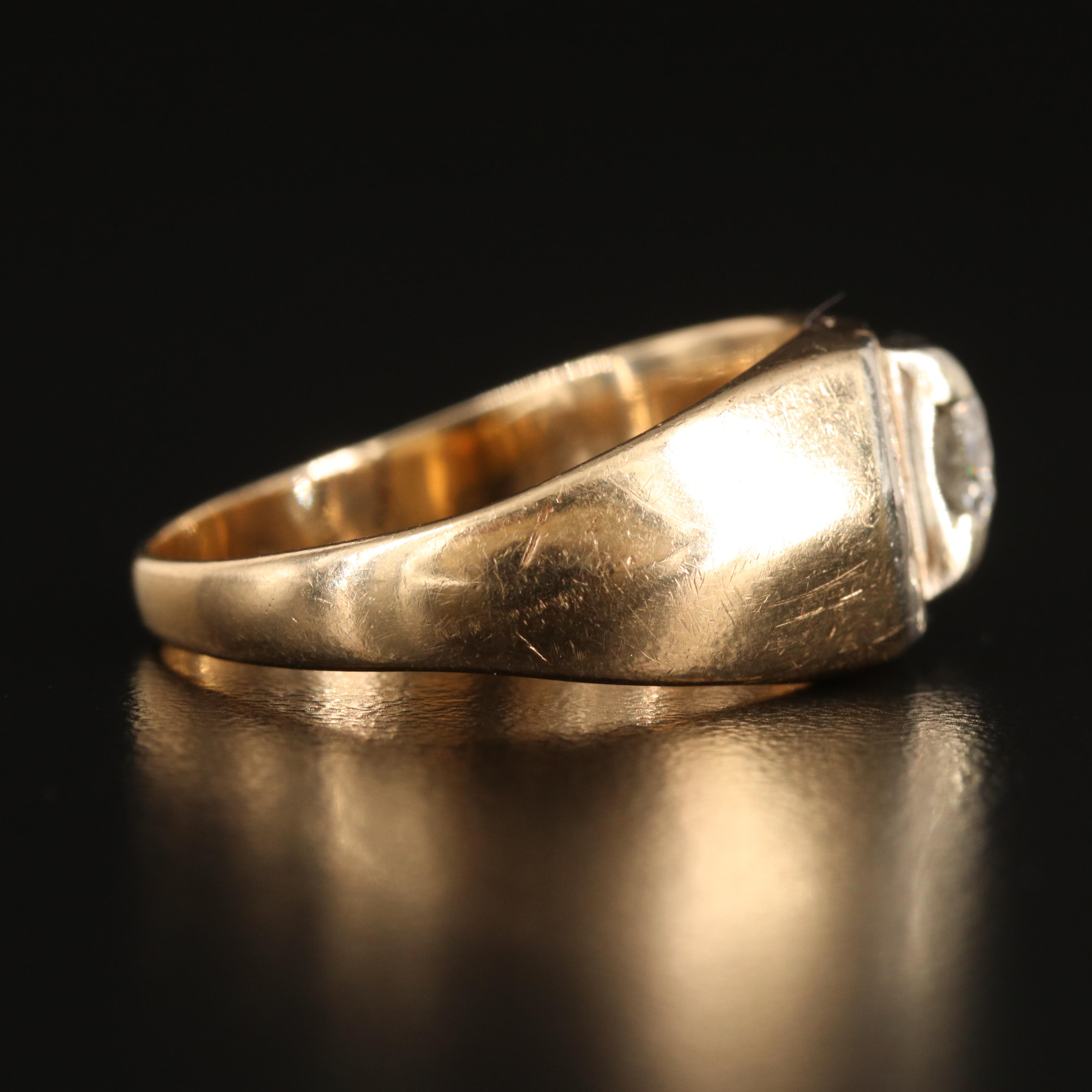 10K 0.96 CTW Diamond Buckle Band