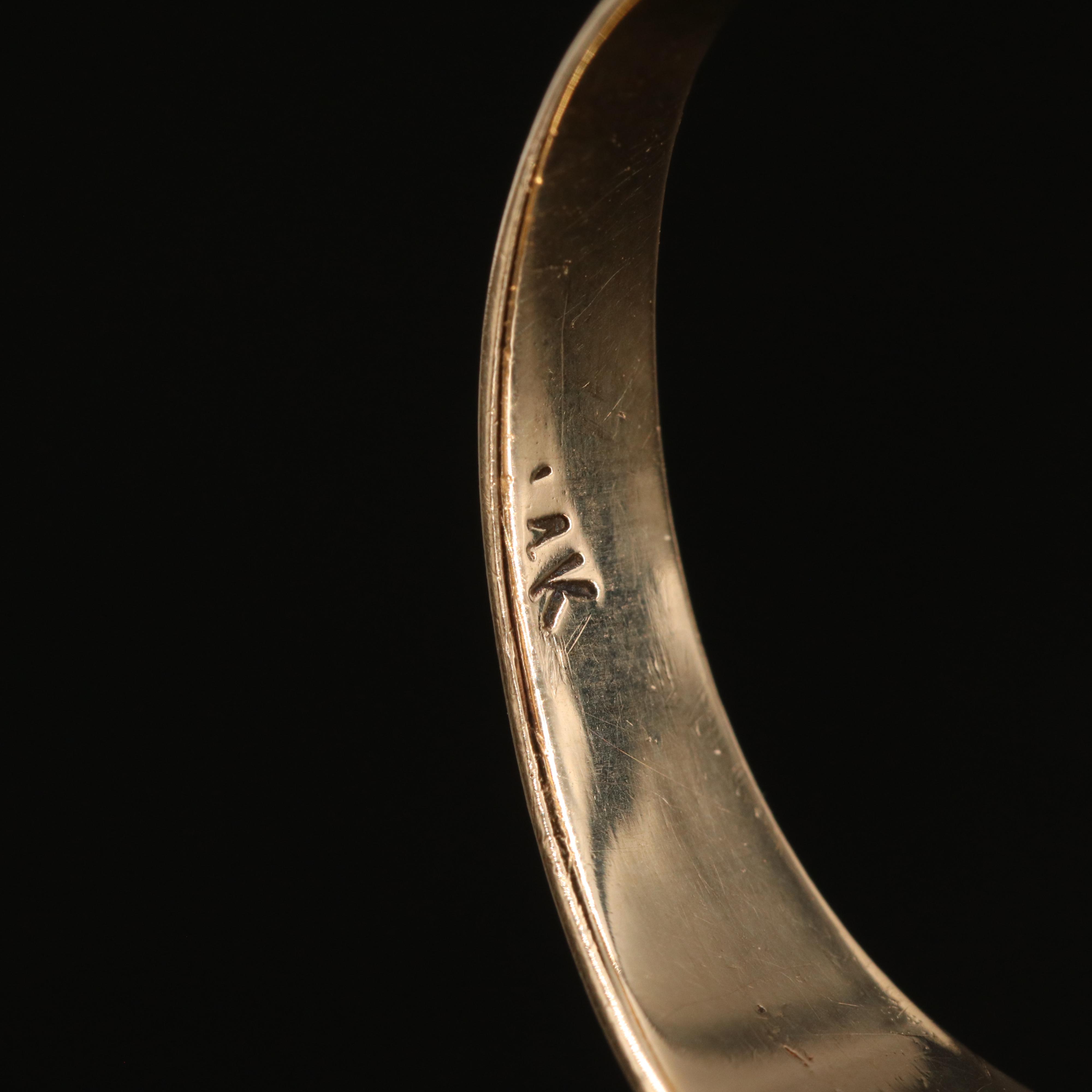 10K 0.96 CTW Diamond Buckle Band