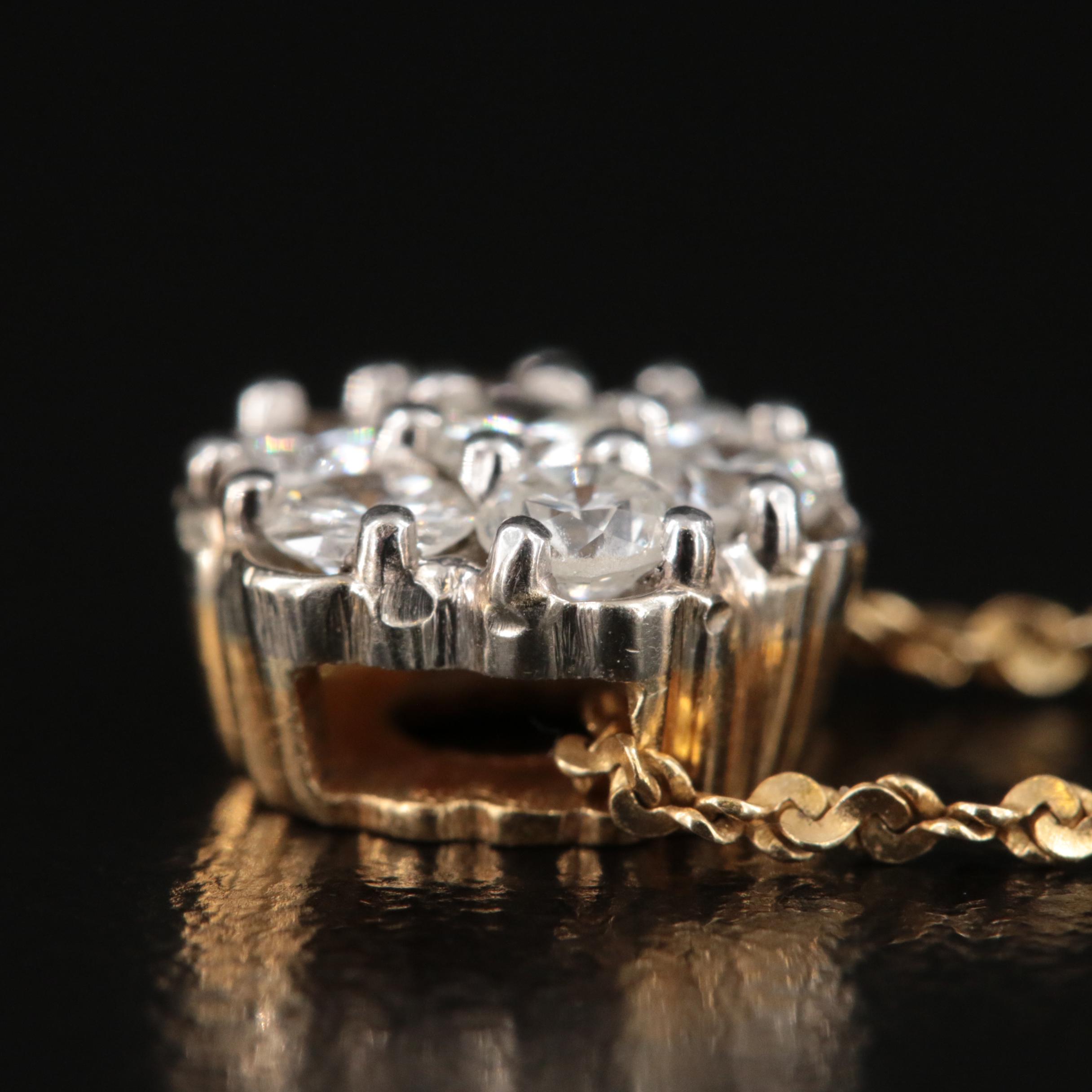 18K 0.75 CTW Diamond Clsuter Pendant Necklace