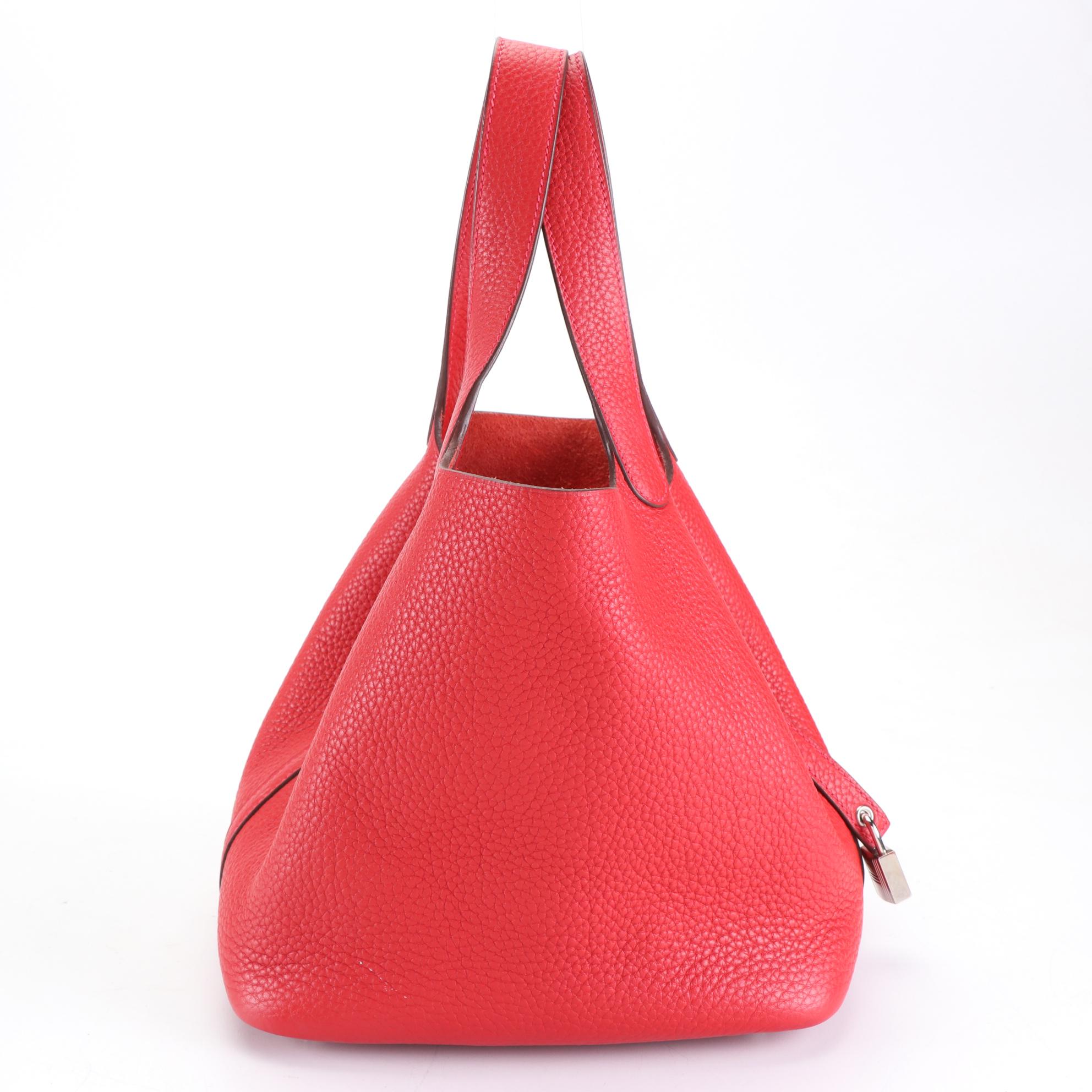 Hermès Picotin Lock 22 Bag in Rouge Togo Leather