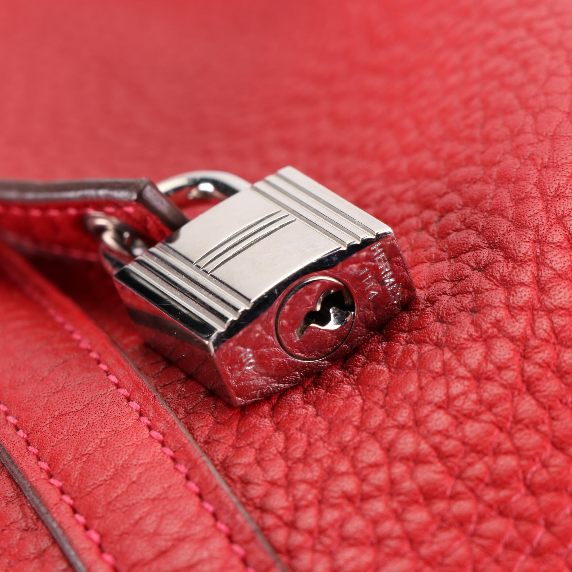 Hermès Picotin Lock 22 Bag in Rouge Togo Leather