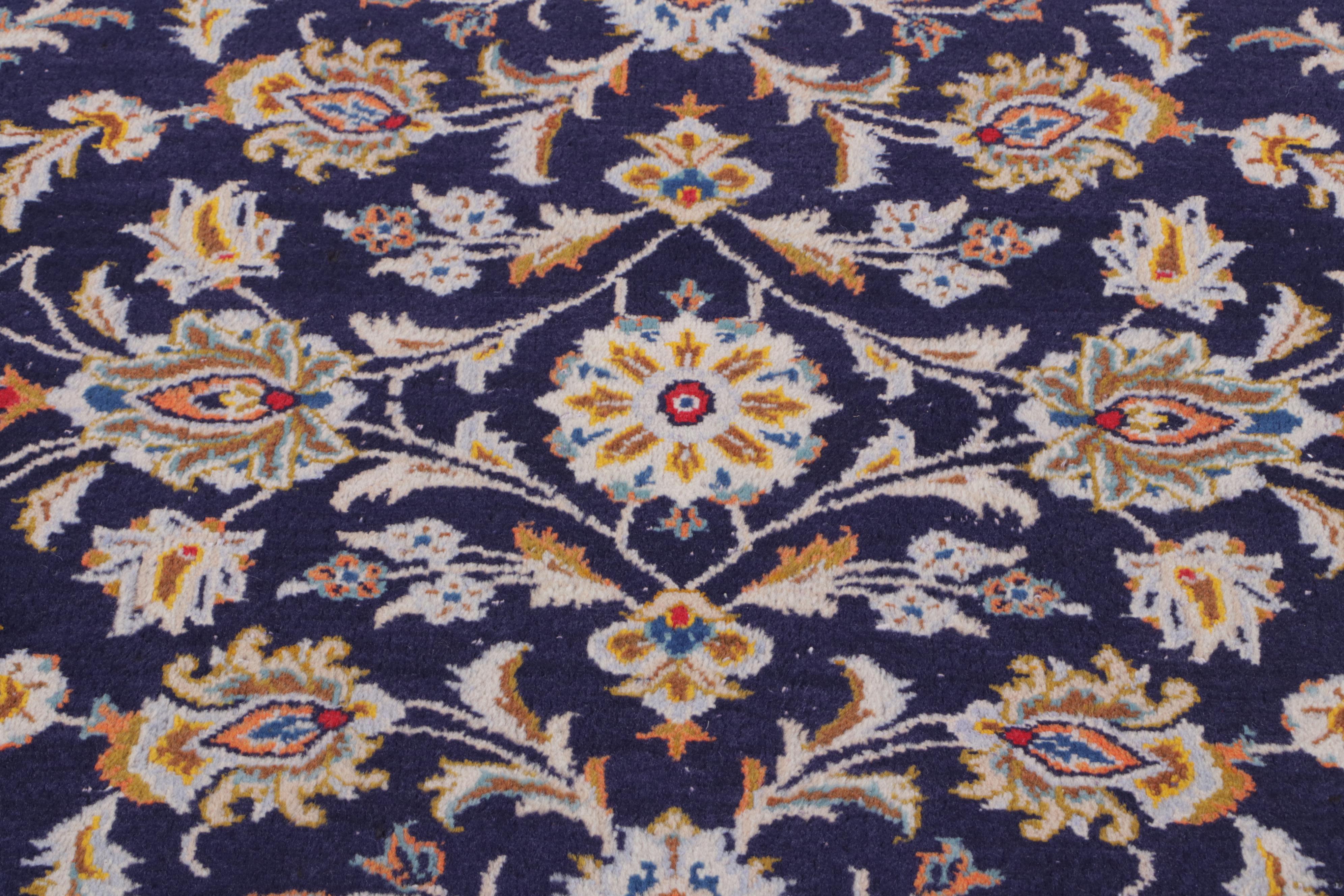 10'2 x 14'11 Hand-Knotted Persian Kashan Room Sized Rug