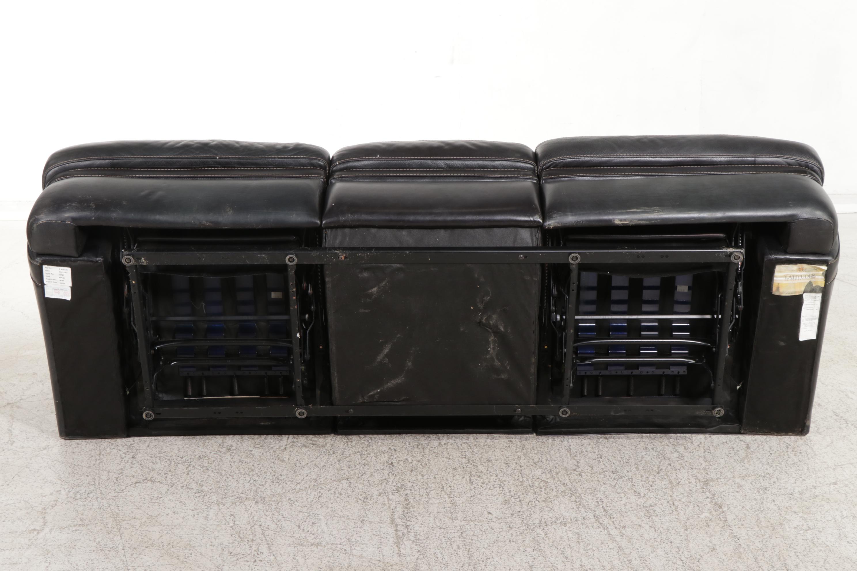 Flexsteel "Latitudes" Stitched Leather Manual-Release Three-Seat Reclining Sofa