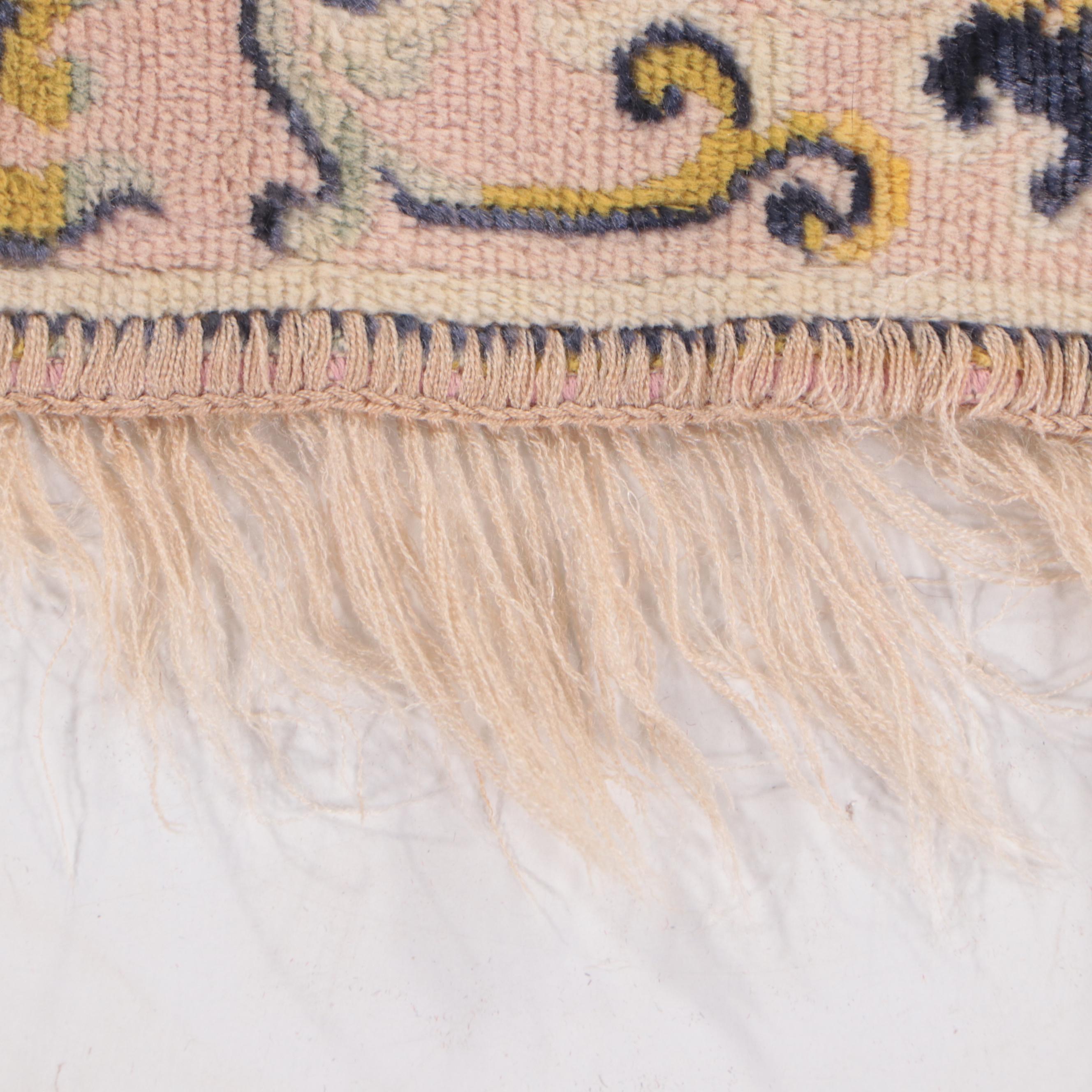 4'1 x 6'4 Machine Made Chinese Peking Style Area Rug