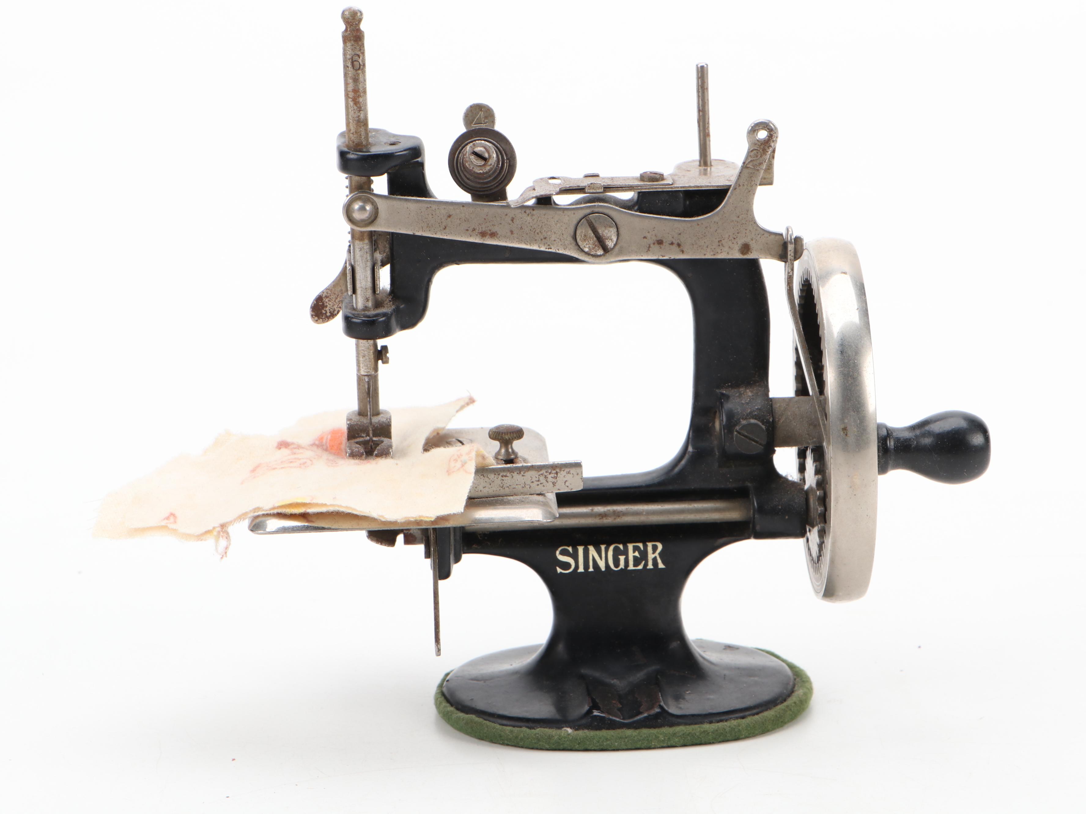 Singer Model 20 Hand Crank Child's Sewing Machine with Original Box