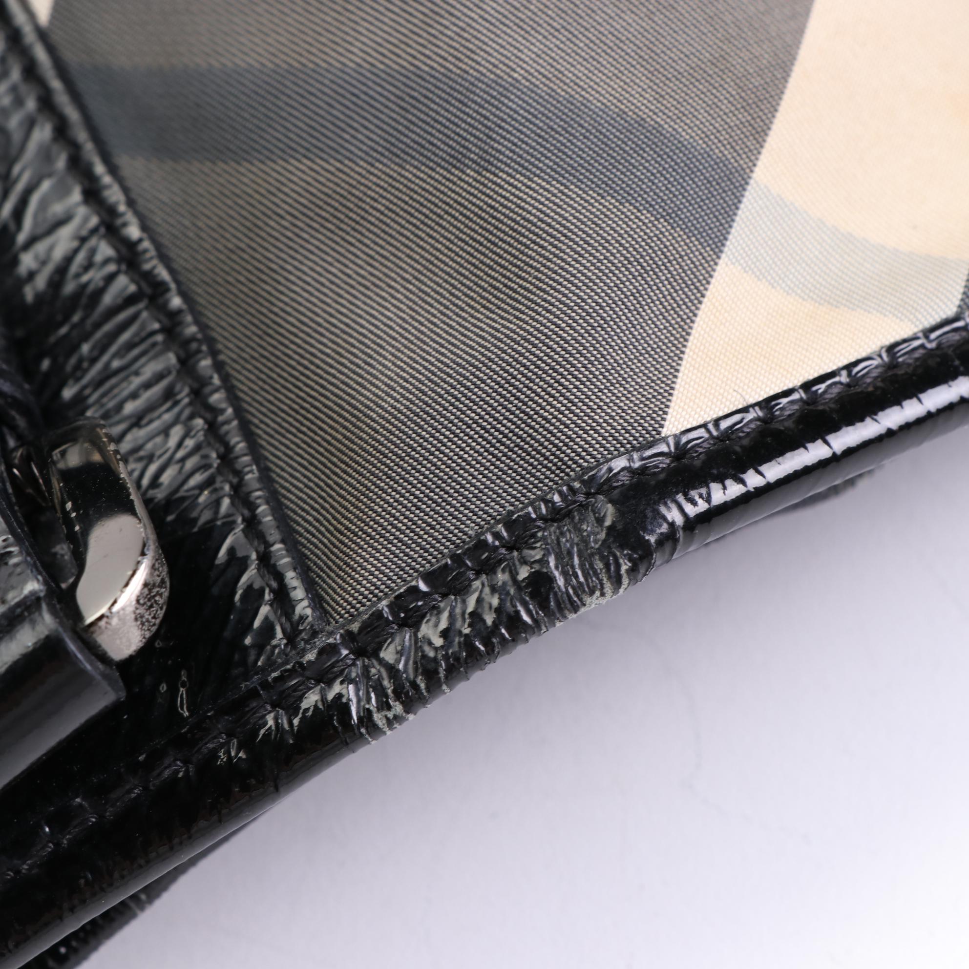 Burberry Tote Bag in Nova Check Nylon Twill and Patent Leather