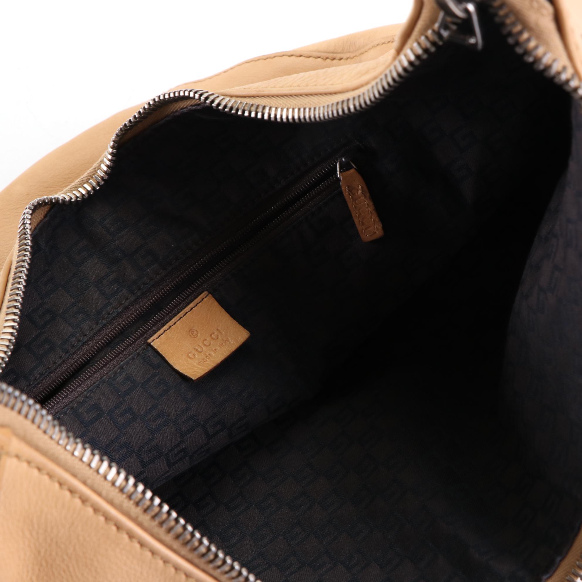 Gucci Large Crescent Shoulder Bag in Leather