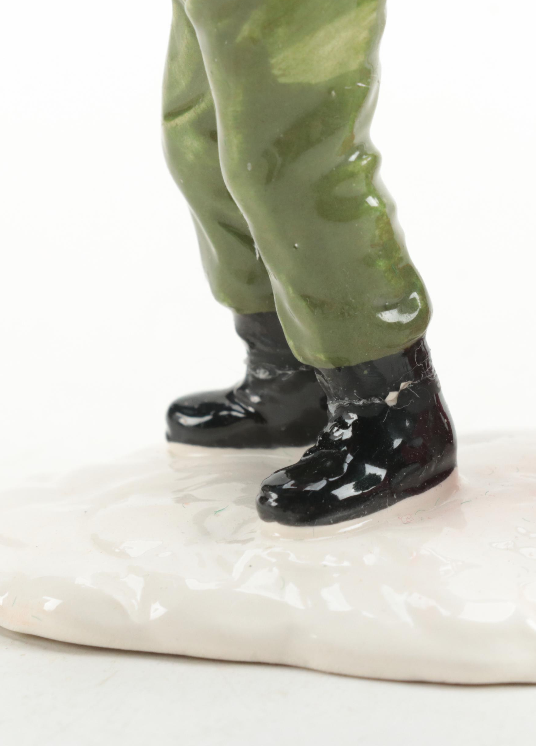 Department 56 Christmas Village Figurines and Accessories