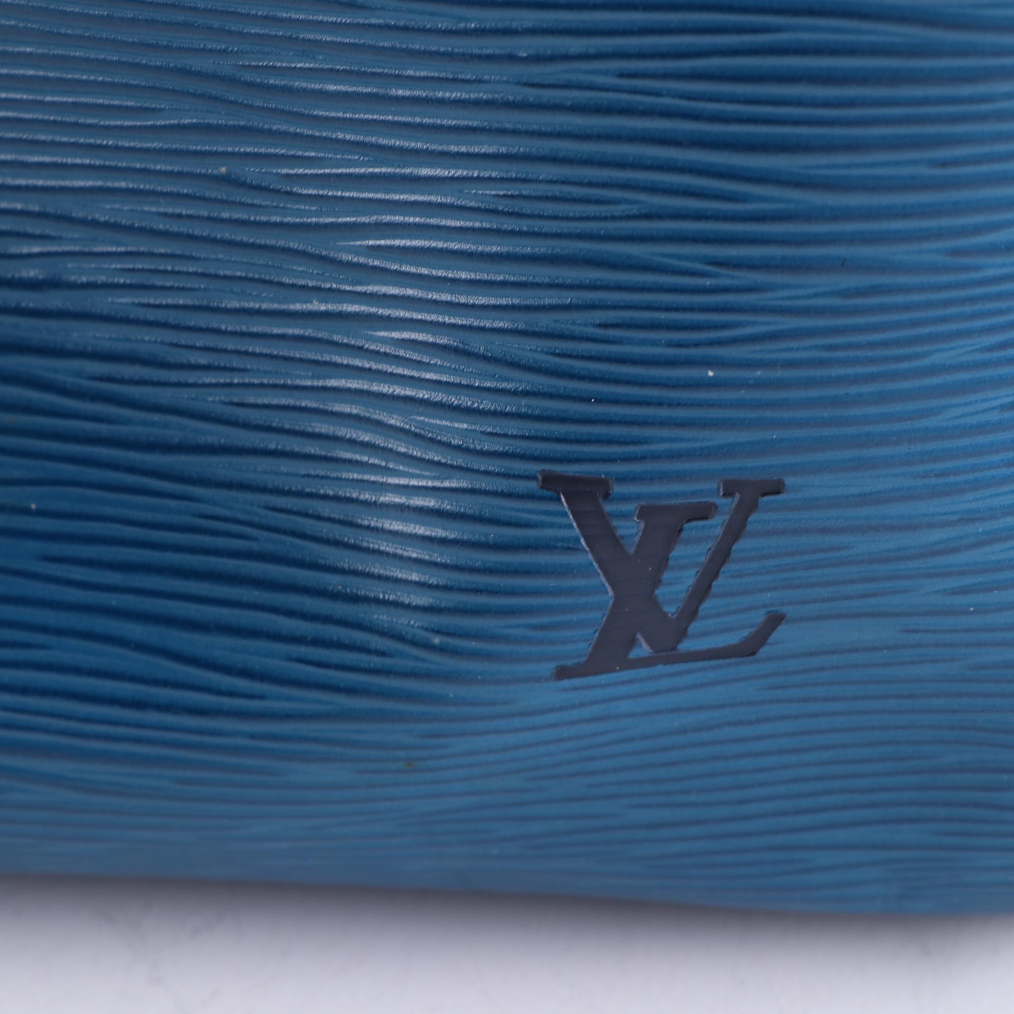 Louis Vuitton Speedy 30 Bag in Toledo Blue Epi Leather