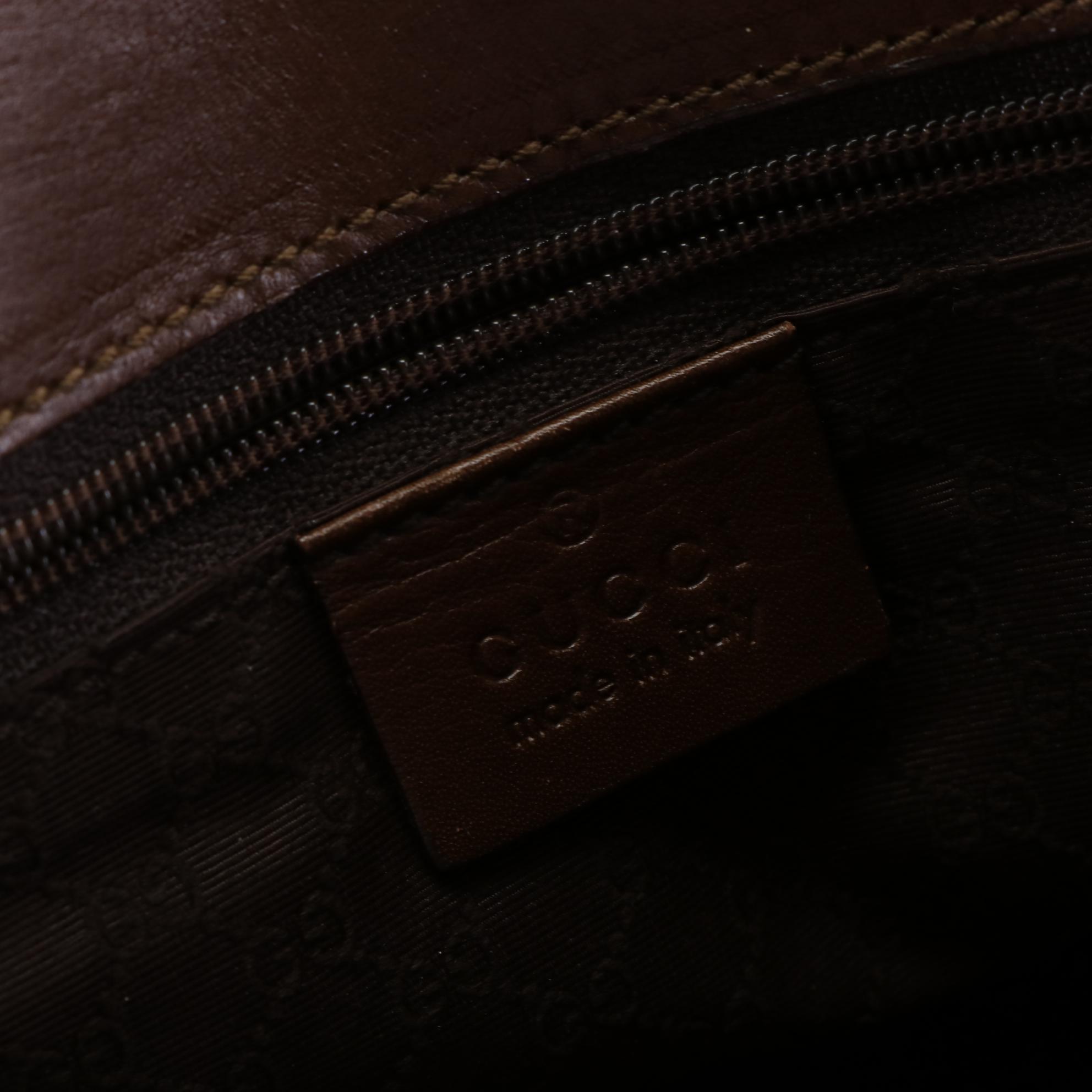 Gucci Saddle Bag in Brown Leather