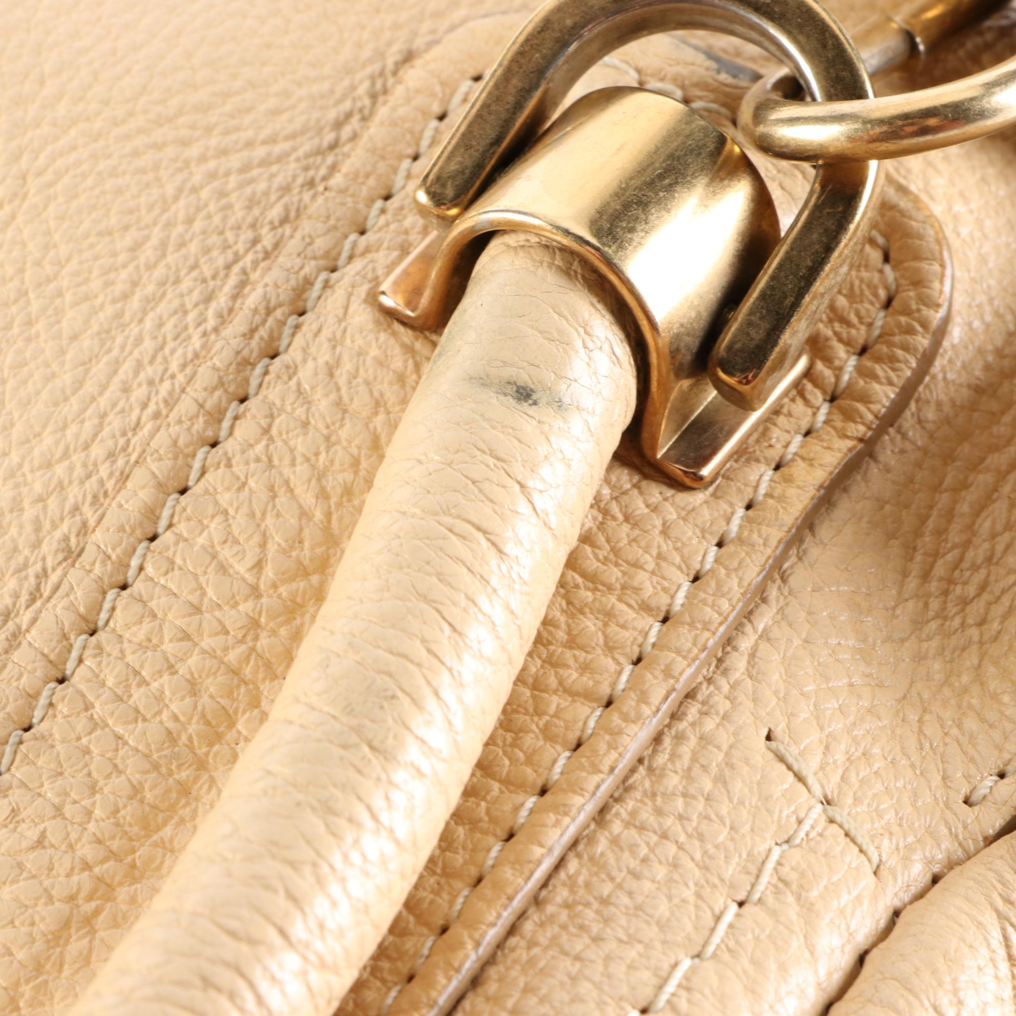 Chloé Medium Paraty Bag in Grain Leather with Shoulder Strap