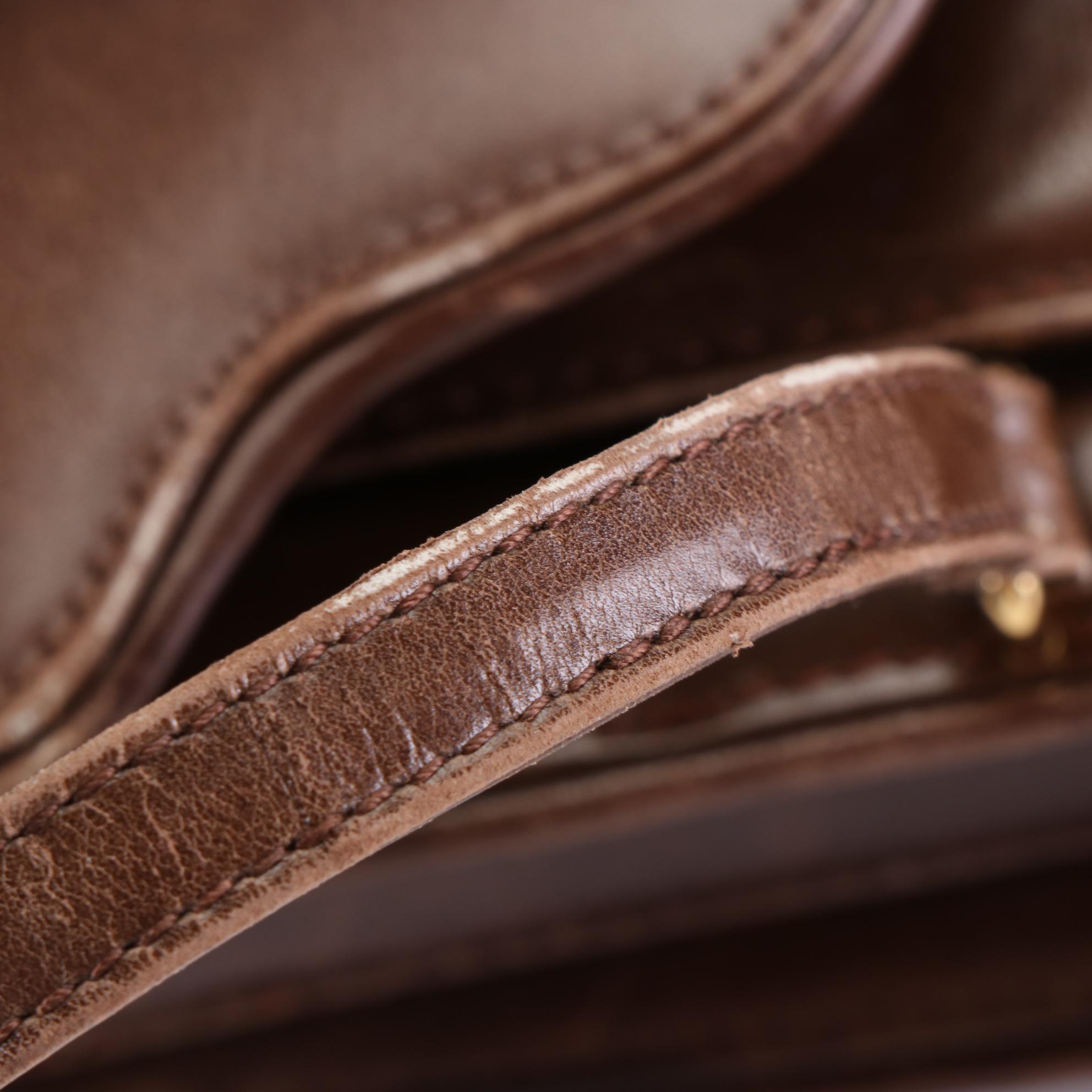 Gucci Leather Flap Shoulder Bag