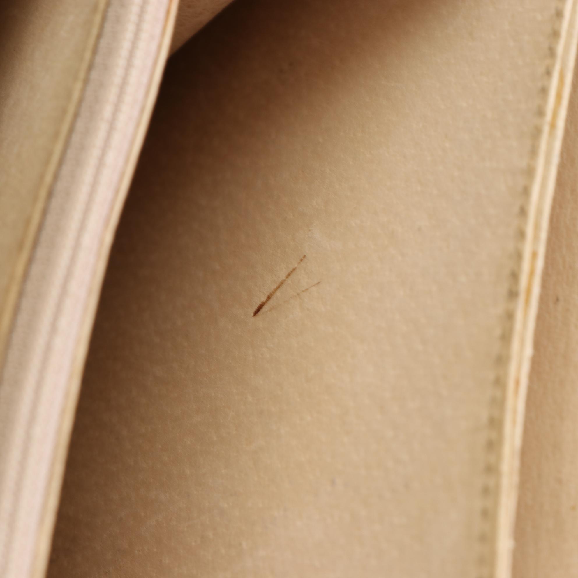 Gucci Leather Flap Shoulder Bag