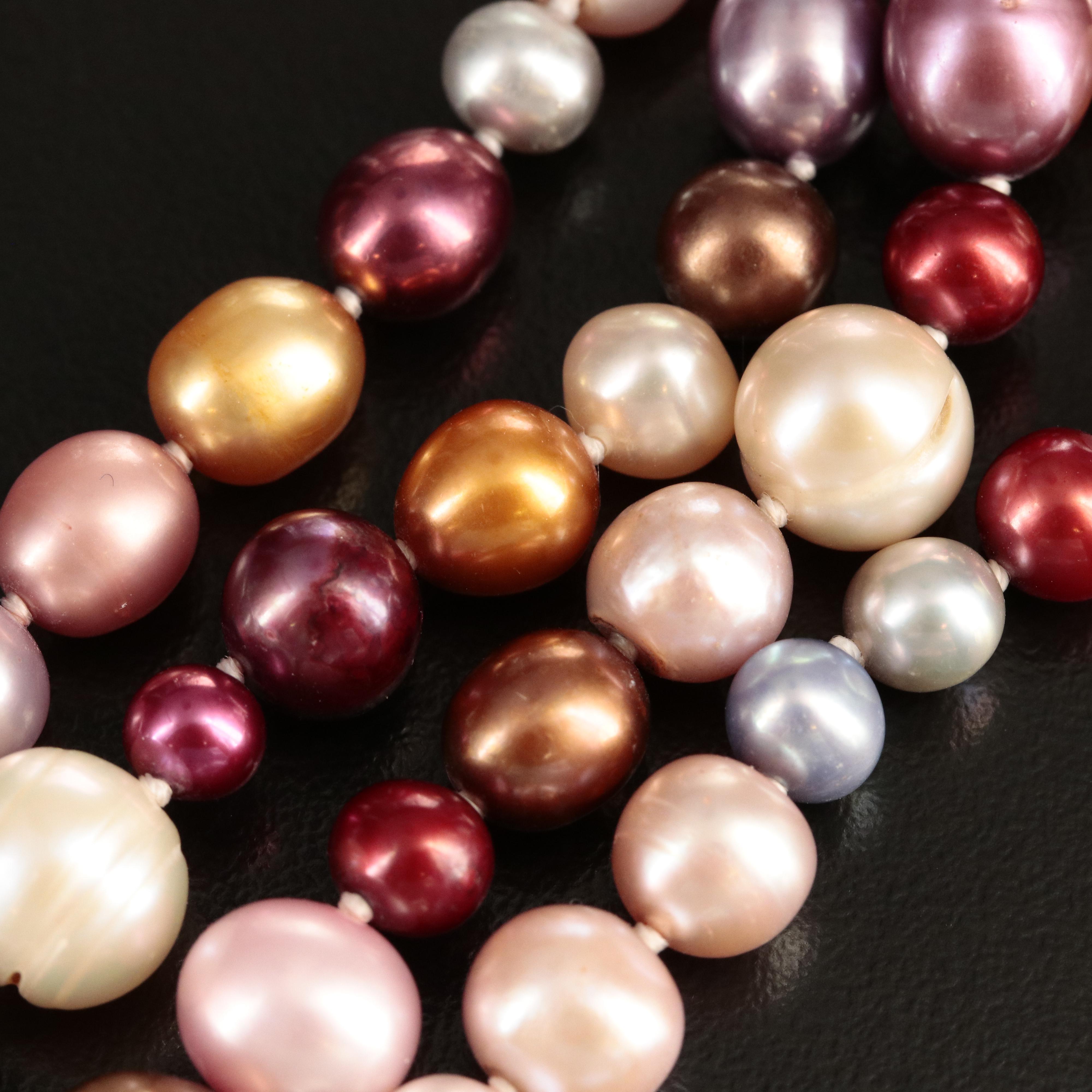 Rope Length Pearl Necklace