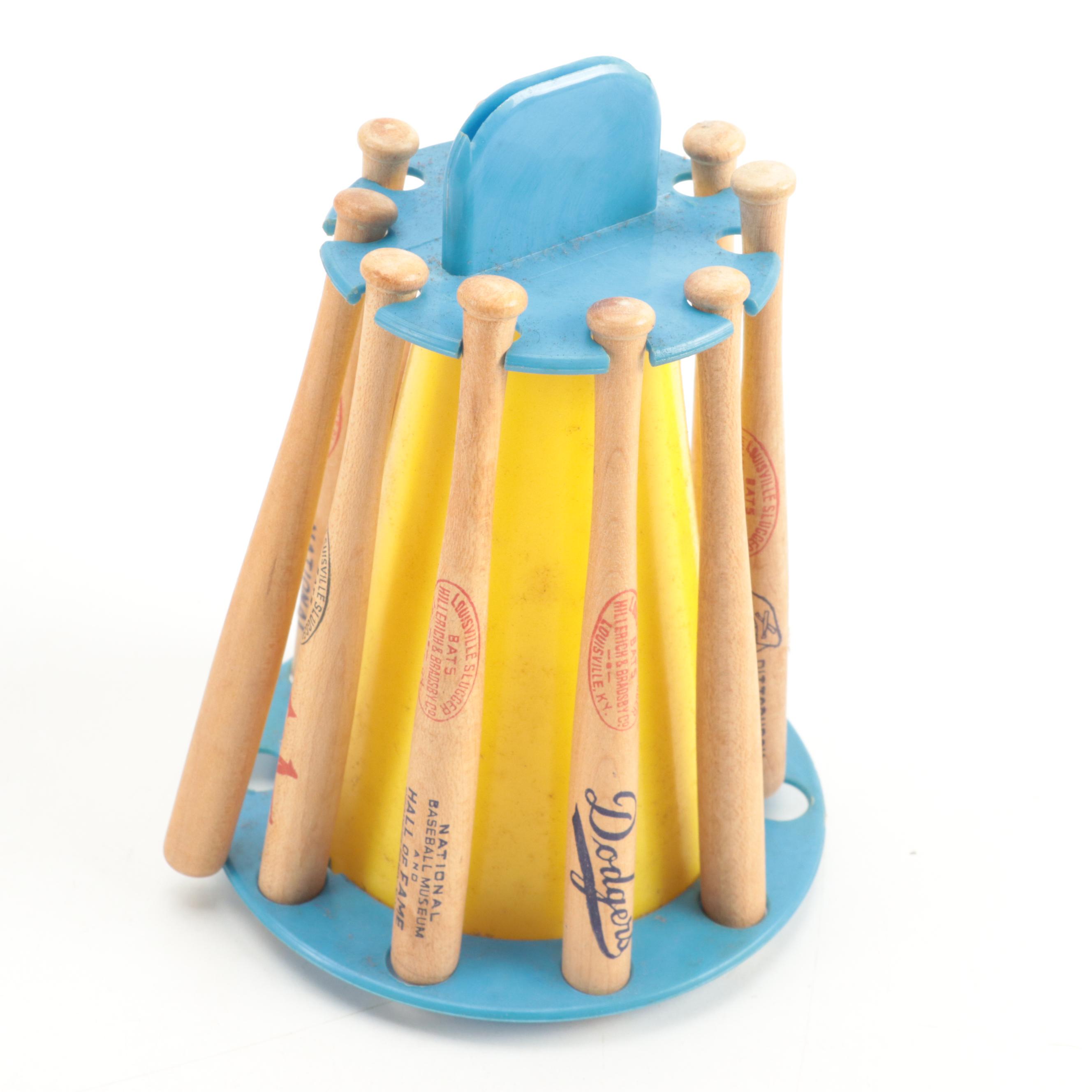 Tudor Tru Action Electric Baseball Game with Louisville Slugger Bank