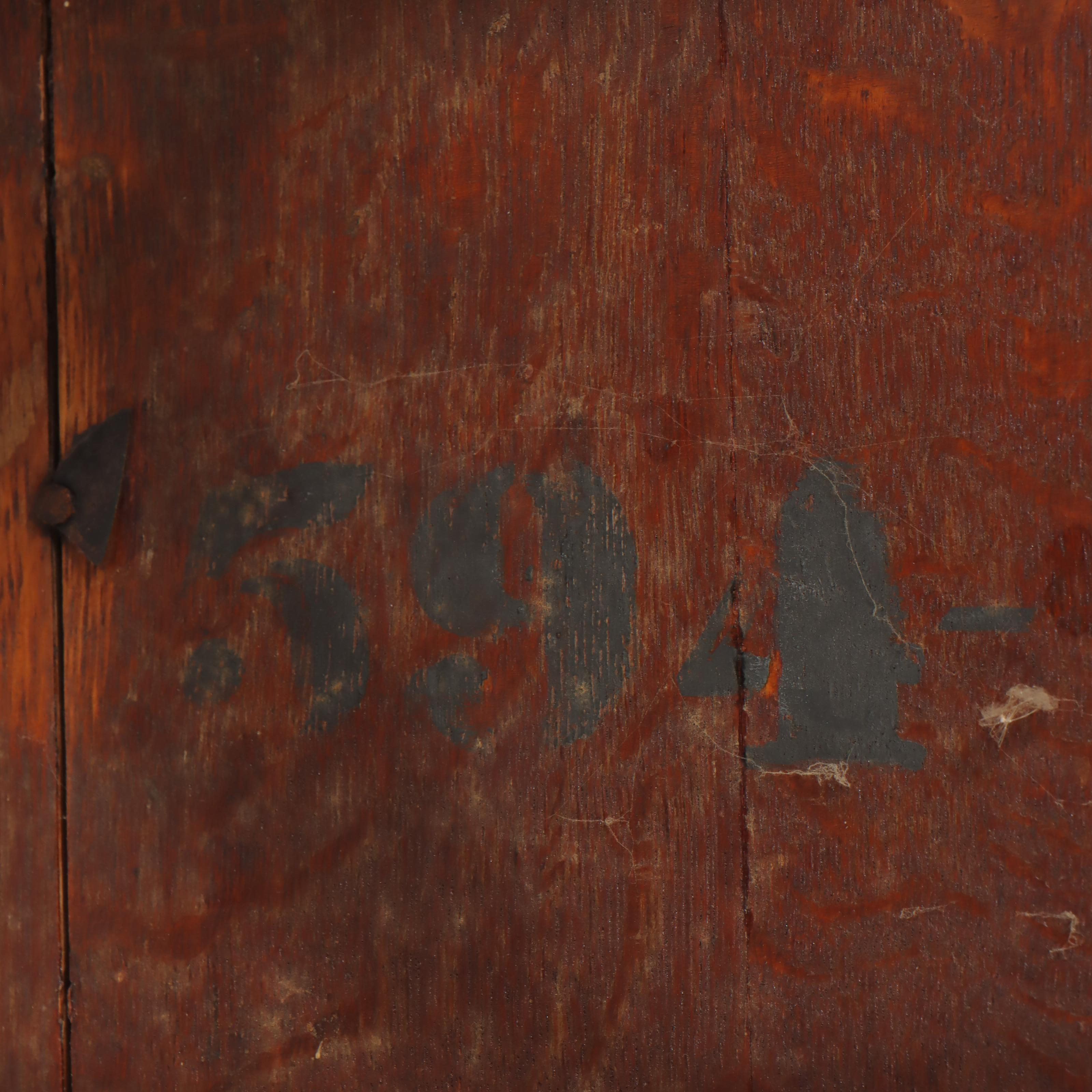Late Victorian Quartersawn Oak Two-Tier Side Table, circa 1900