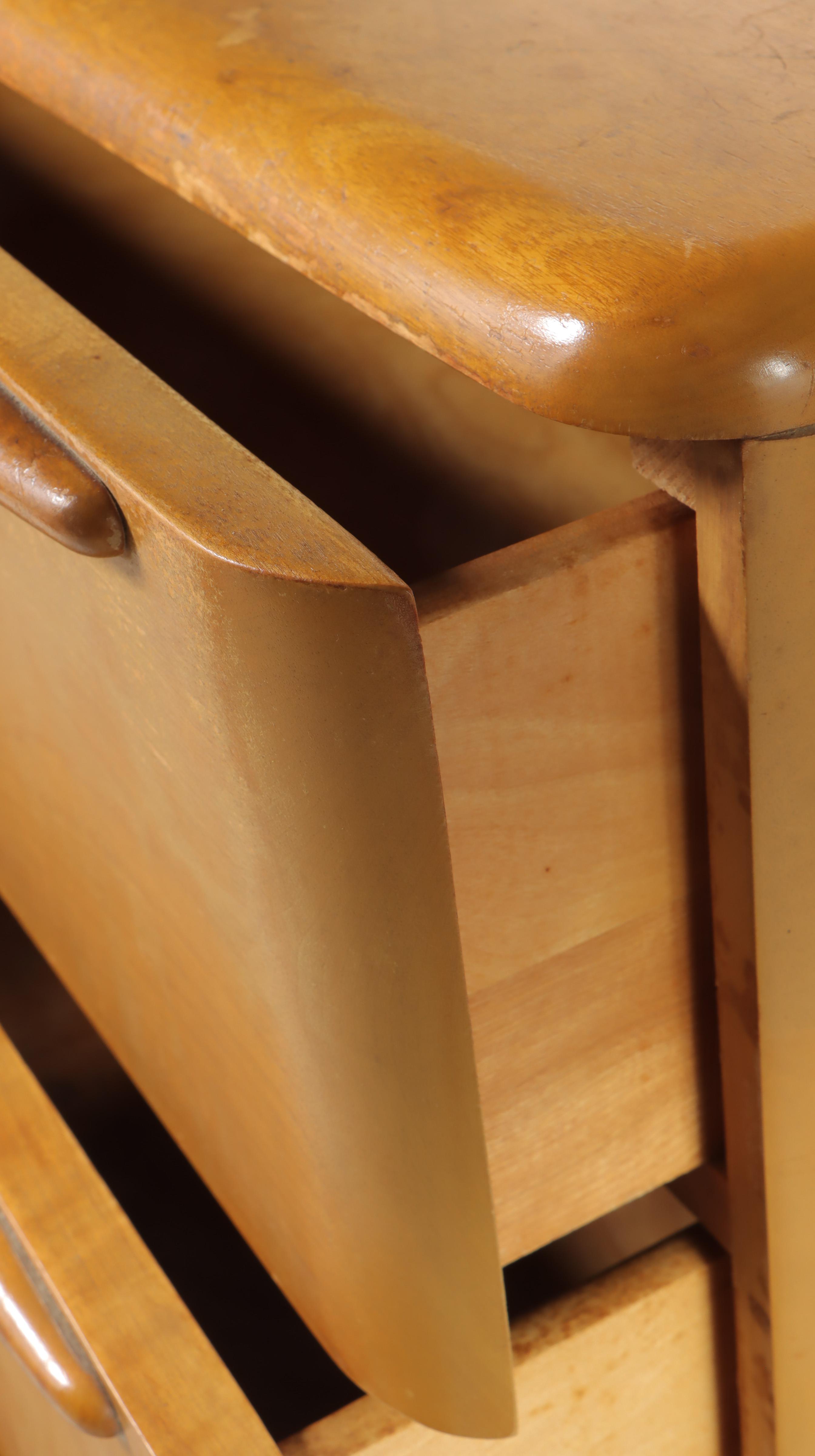 Heywood-Wakefield Mid Century Modern Five-Drawer Chest in Wheat Finish