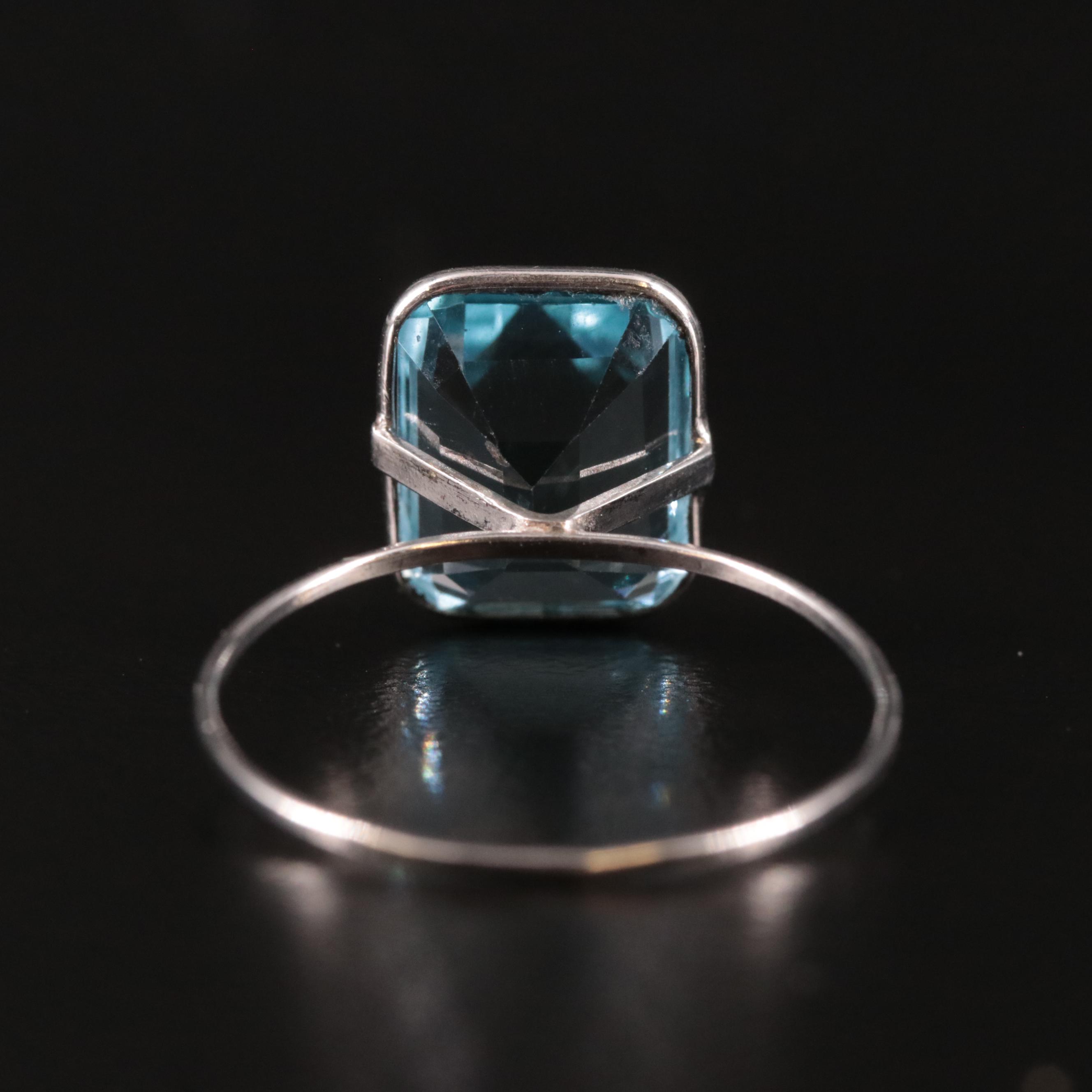 14K Blue Topaz Solitaire Ring