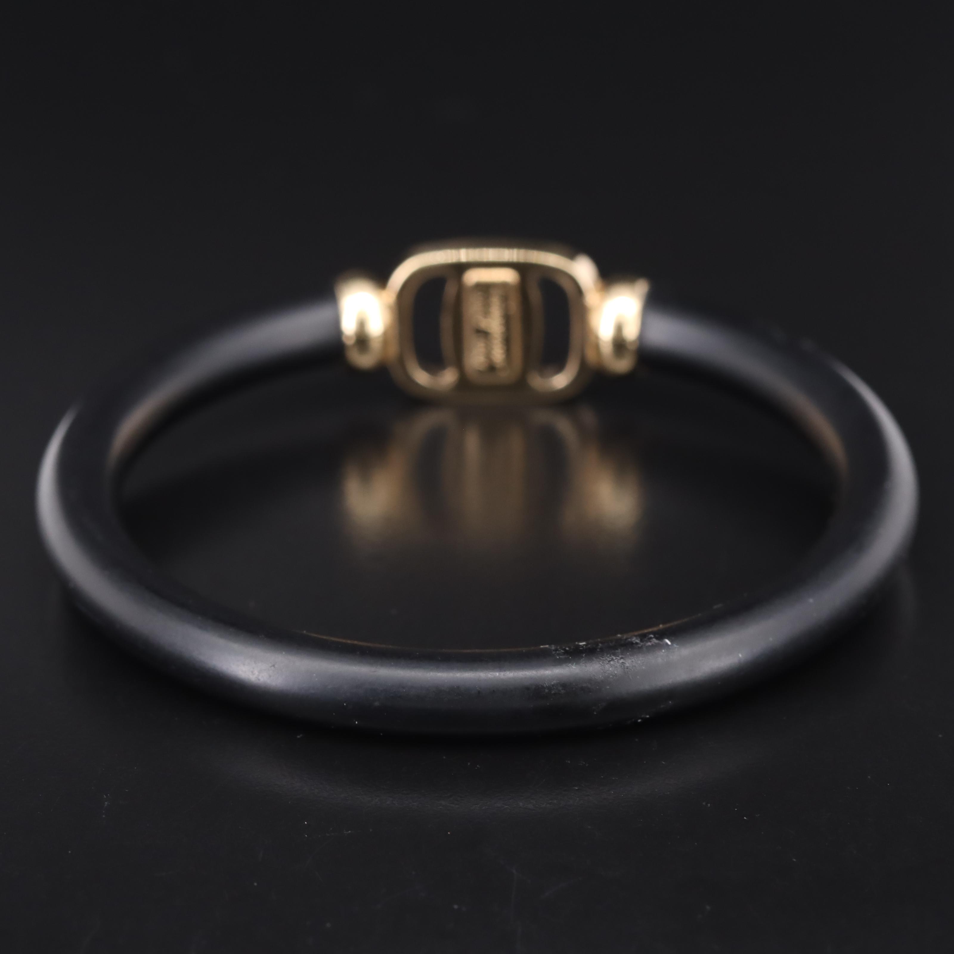 Salvatore Ferragamo Vara Narrow Leather Bangle