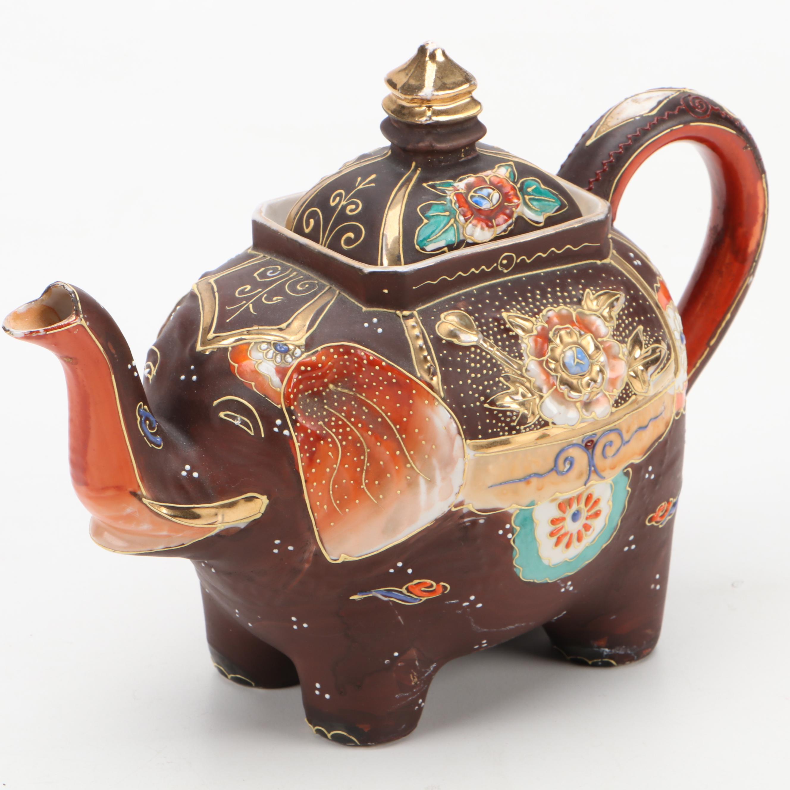 Chinese Gilt Wood Carved Panels, Moriyama Elephant Teapot and More