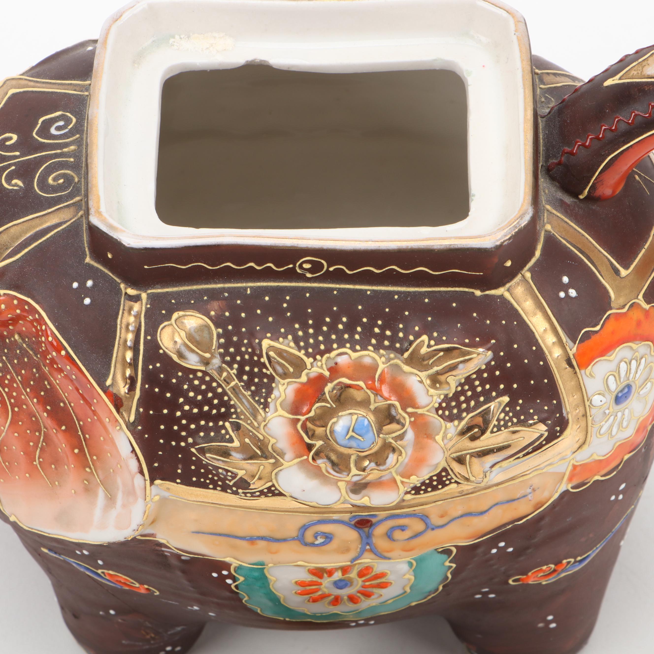 Chinese Gilt Wood Carved Panels, Moriyama Elephant Teapot and More