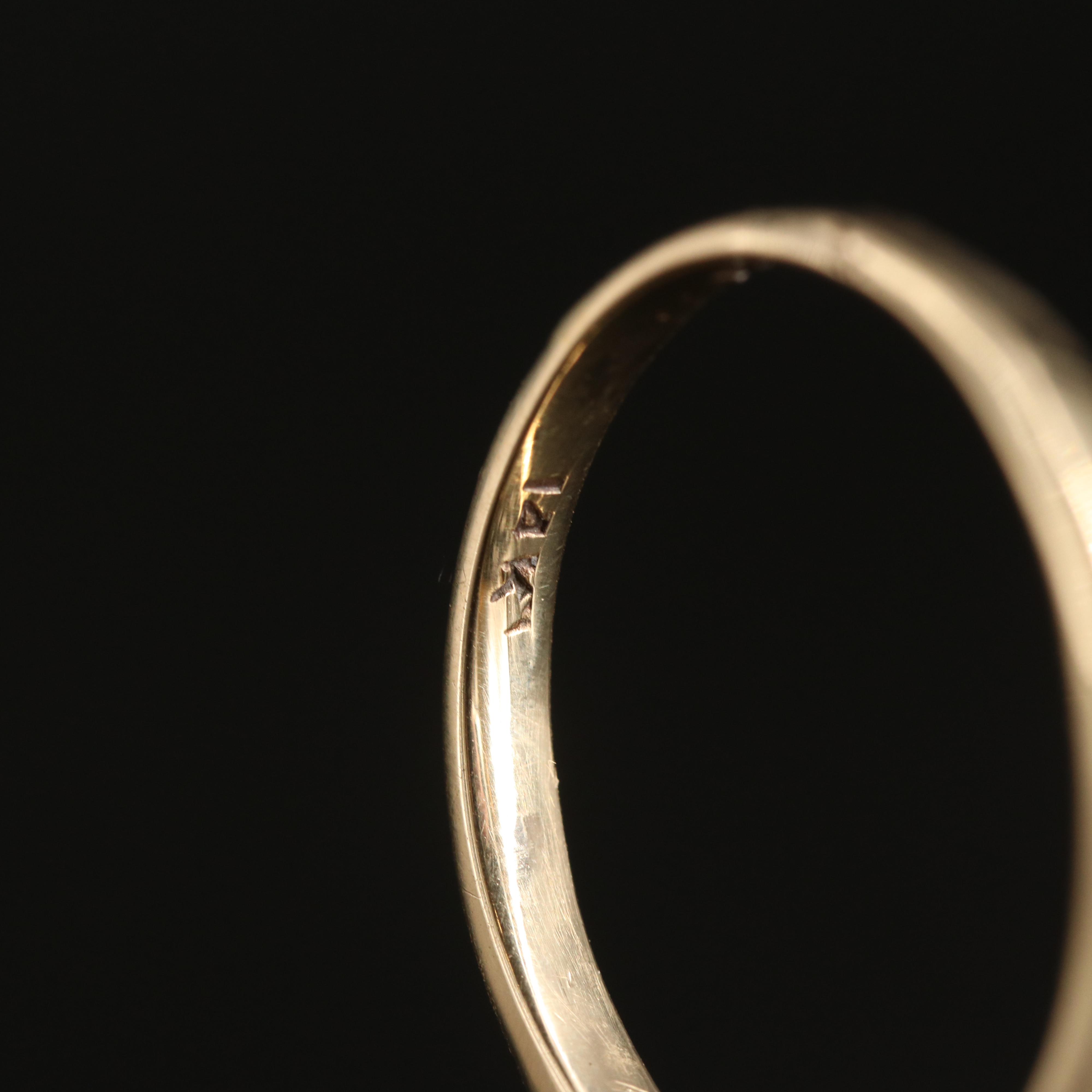 Vintage 14K Opal Navette Ring