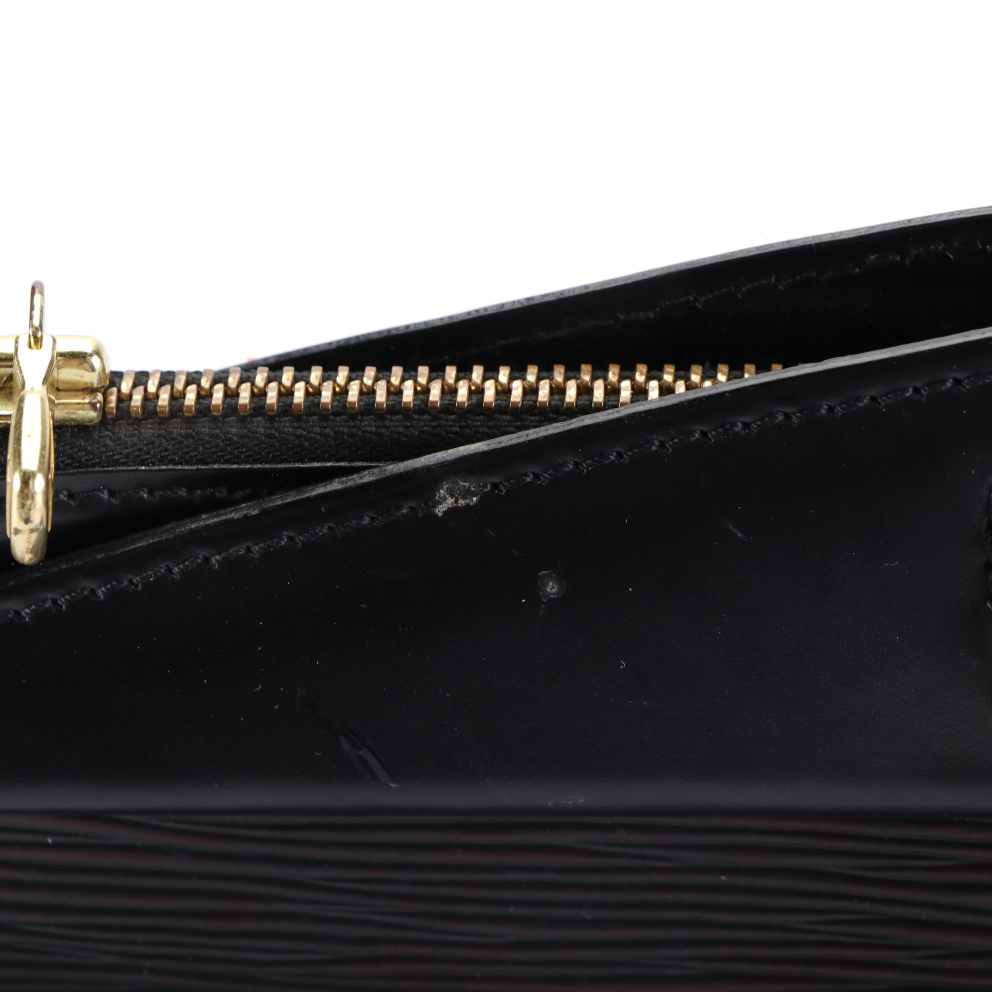 Louis Vuitton Riviera Bag in Black Epi Leather