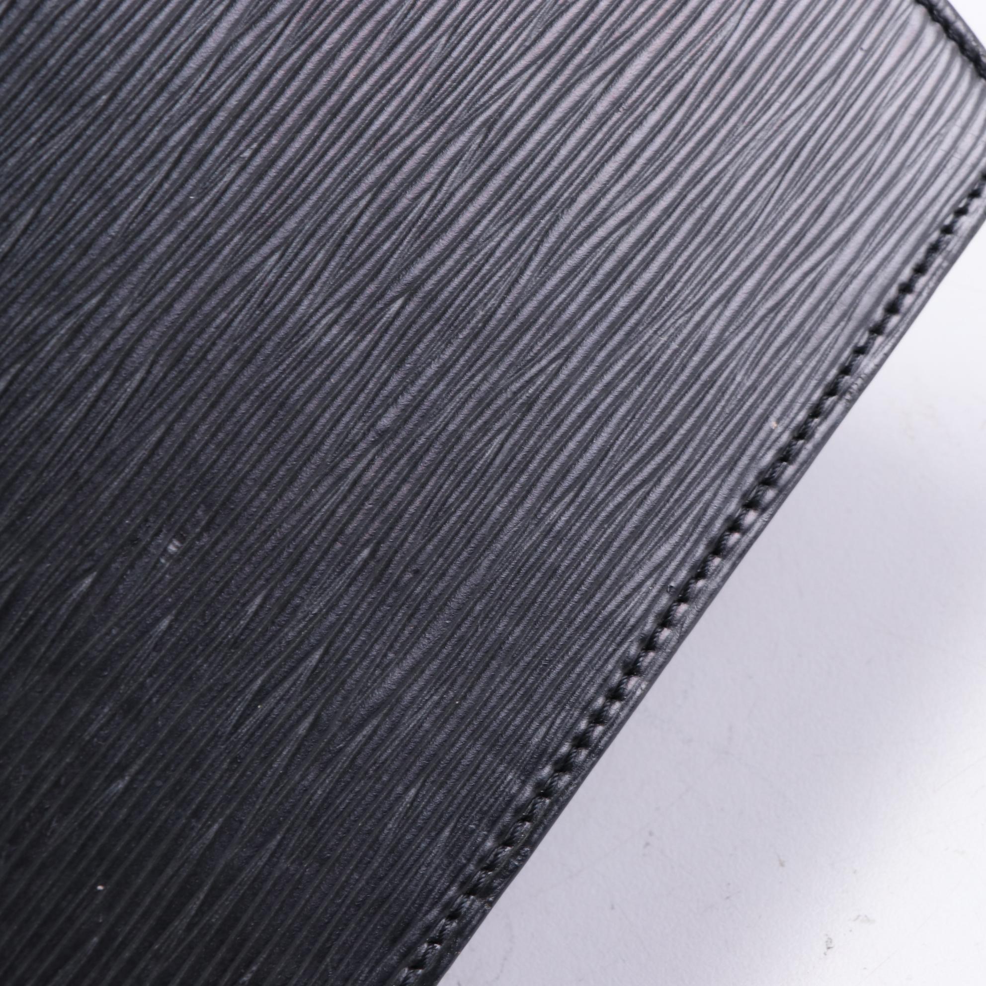 Louis Vuitton Riviera Bag in Black Epi Leather