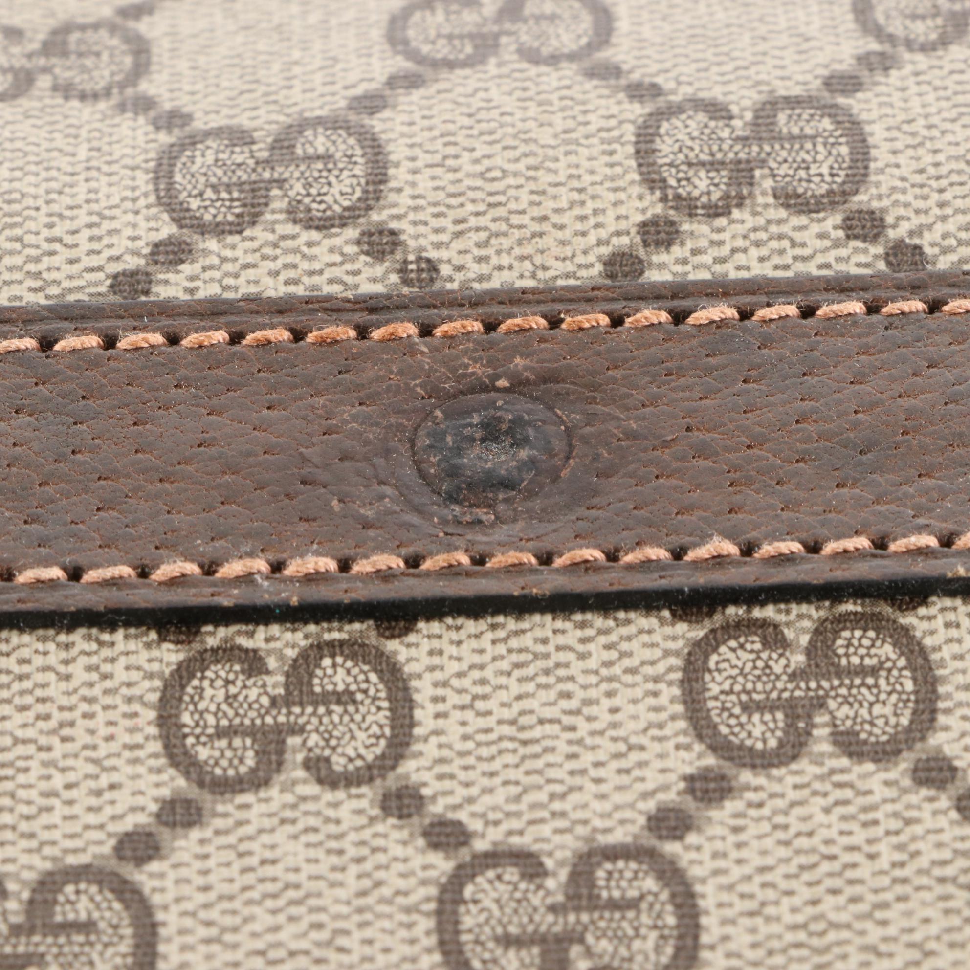 Gucci Boston Bag in GG Supreme Canvas and Leather