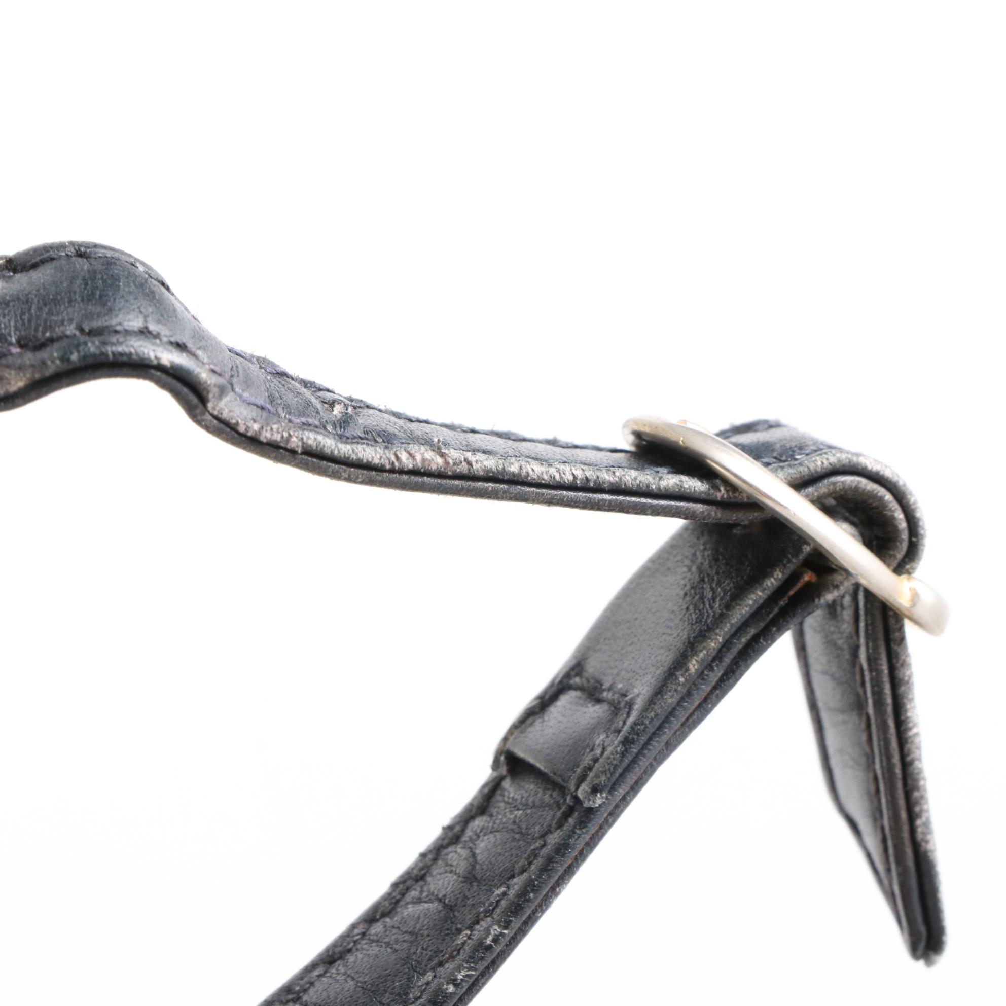 Gucci Envelope Flap Shoulder Bag in Leather