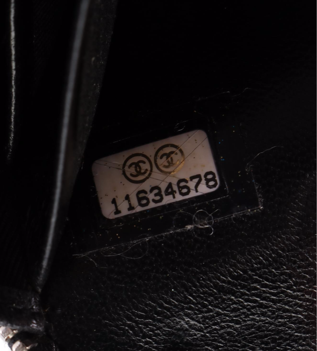 Chanel Zip-Around Wallet in Black Leather with CC Logo